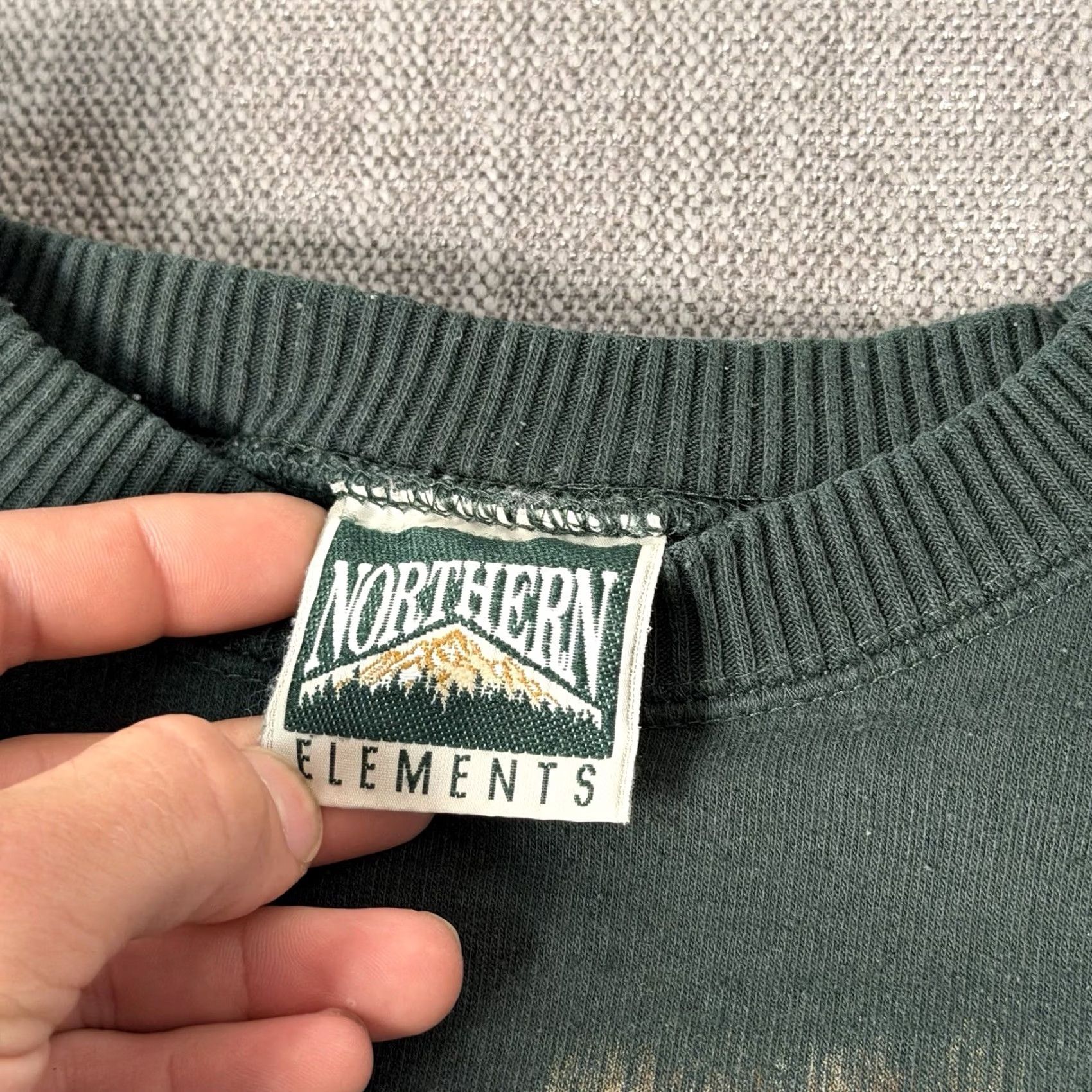 Vintage VINTAGE Northern Element Wolf Pack Sweatshirt Mens Medium Made In Canada 90s Graphic Print Cotton Pullover Size US M / EU 48-50 / 2 - 3 Thumbnail
