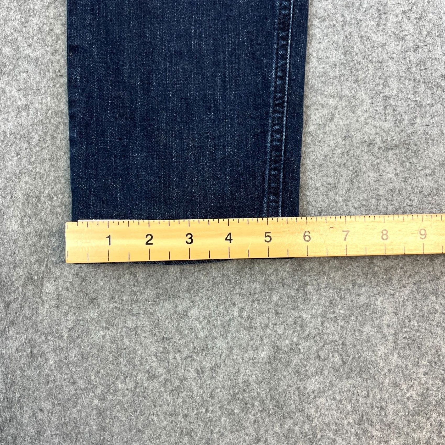 Hugo Boss HUGO BOSS Jeans Slim Tapered 32 32 Dark Wash Blue Stretch Delaware Denim 5-Pocket Mens Regular 32 in Dark Blue Pattern No Pattern Mens Jeans Size US 32 / EU 48 - 3 Thumbnail