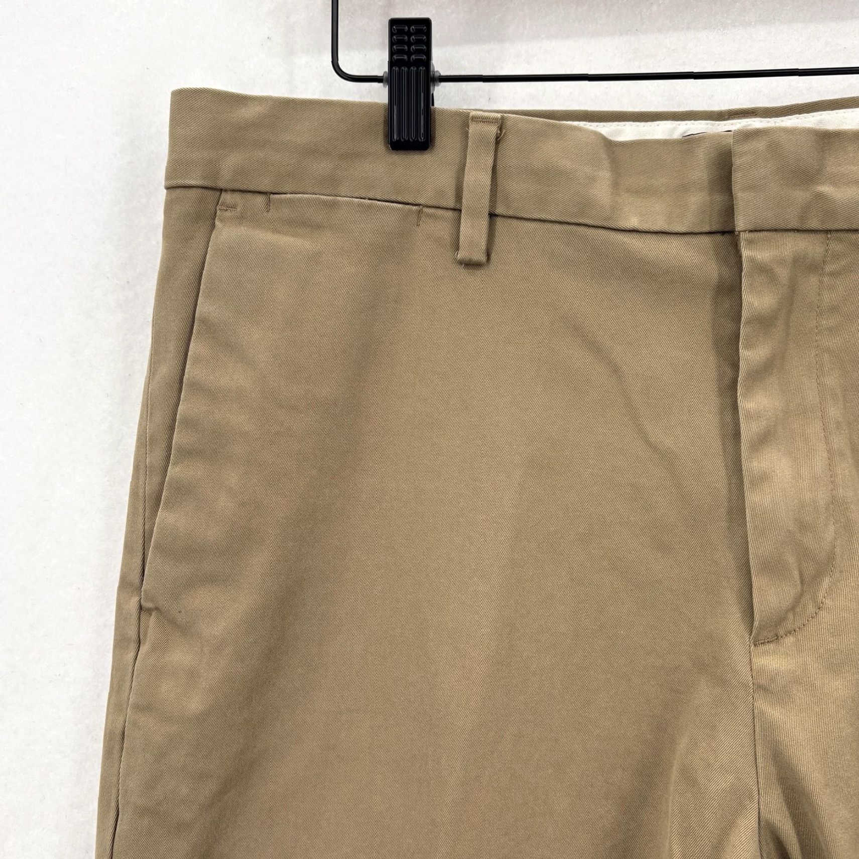 Banana Republic Banana Republic Pants Mens 35x30 Khaki Rapid Movement Aiden Chino Stretch Work Slim Flat Front Pockets Water Resistant Beige 90% Cotton 2% Spandex Size US 35 - 3 Thumbnail