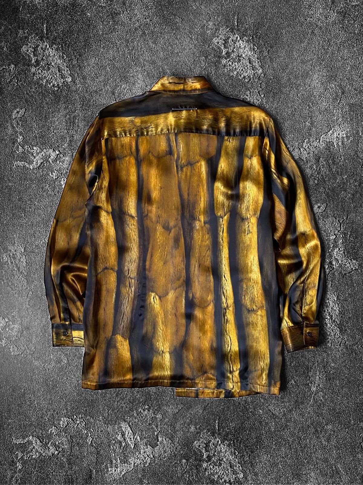 Maison Margiela NWT Maison Margiela Fur Print Sleeve Viscose Blouse Shirt Size US S / EU 44-46 / 1 - 8 Thumbnail