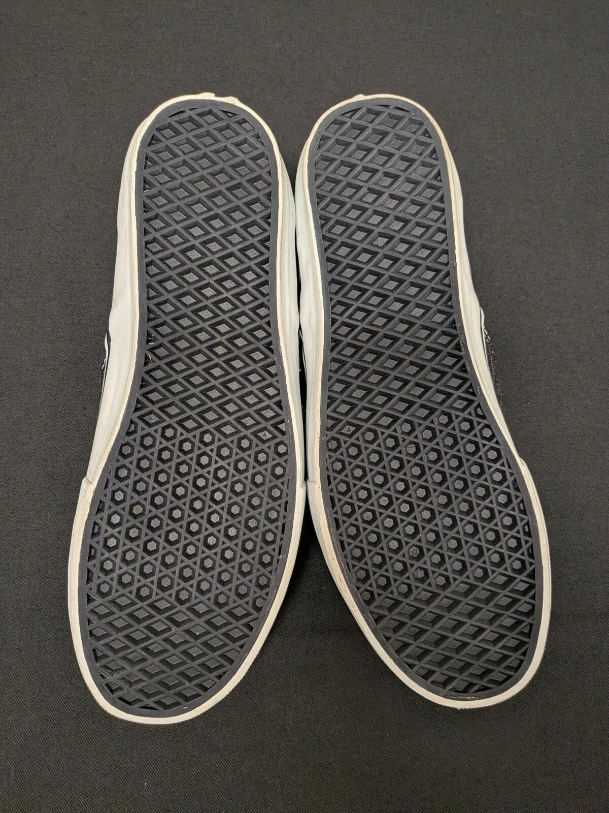 Vans Vans Classic Slip-On LX “Suit” Phantom White Black US10.5 Size US 10.5 / EU 43-44 - 9 Thumbnail