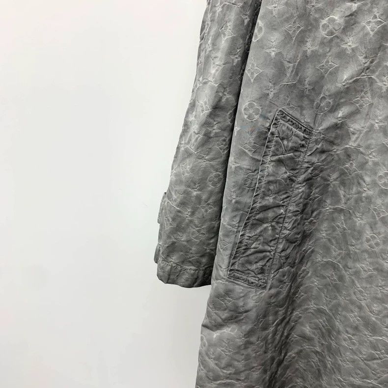 Louis Vuitton Louis Vuitton Grey logo embossed full print alpaca wool la Size XS / US 0-2 / IT 36-38 - 4 Thumbnail