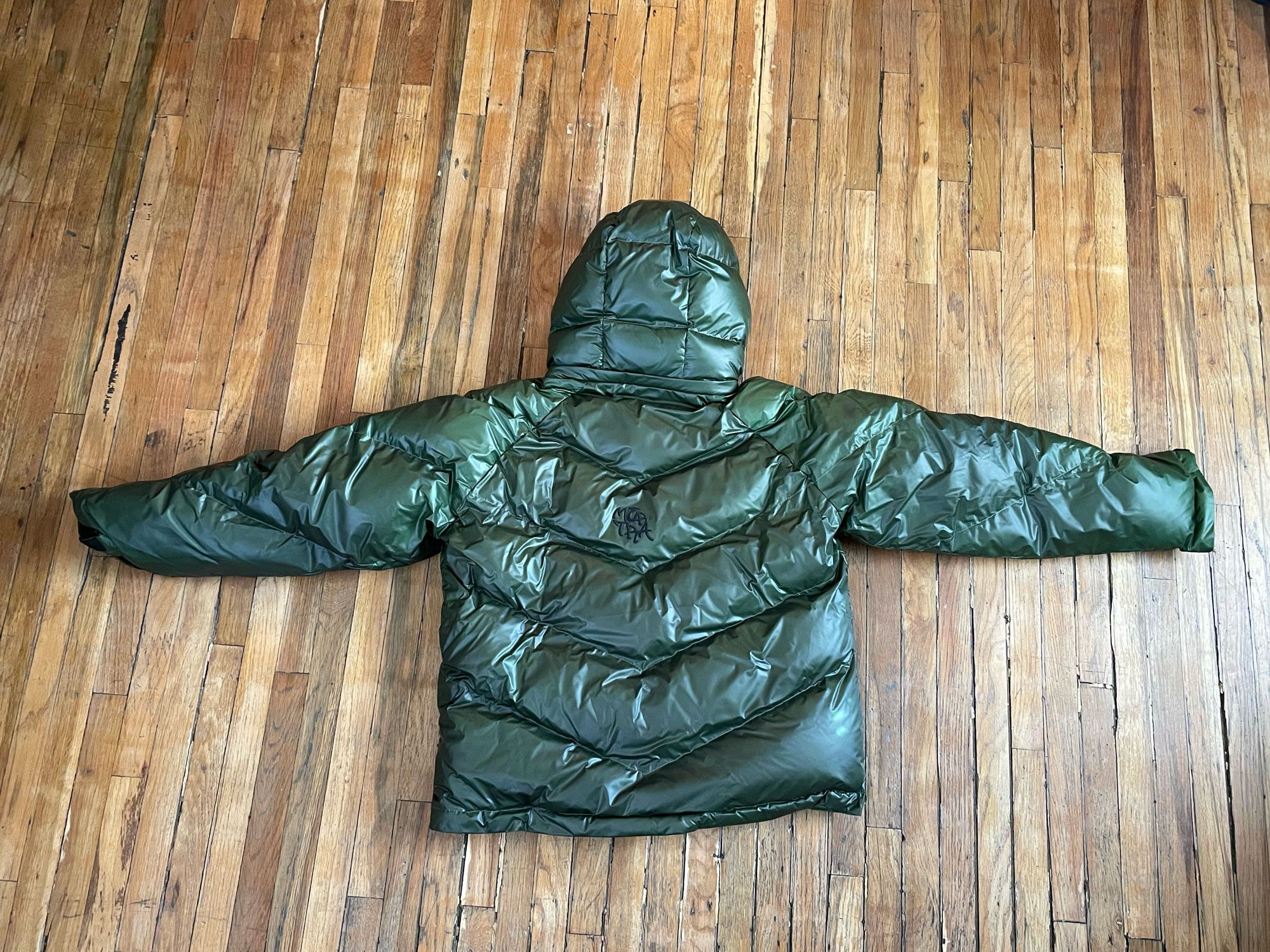 Mertra Mertra Heat Reactive Puffer (Army Green) | Grailed