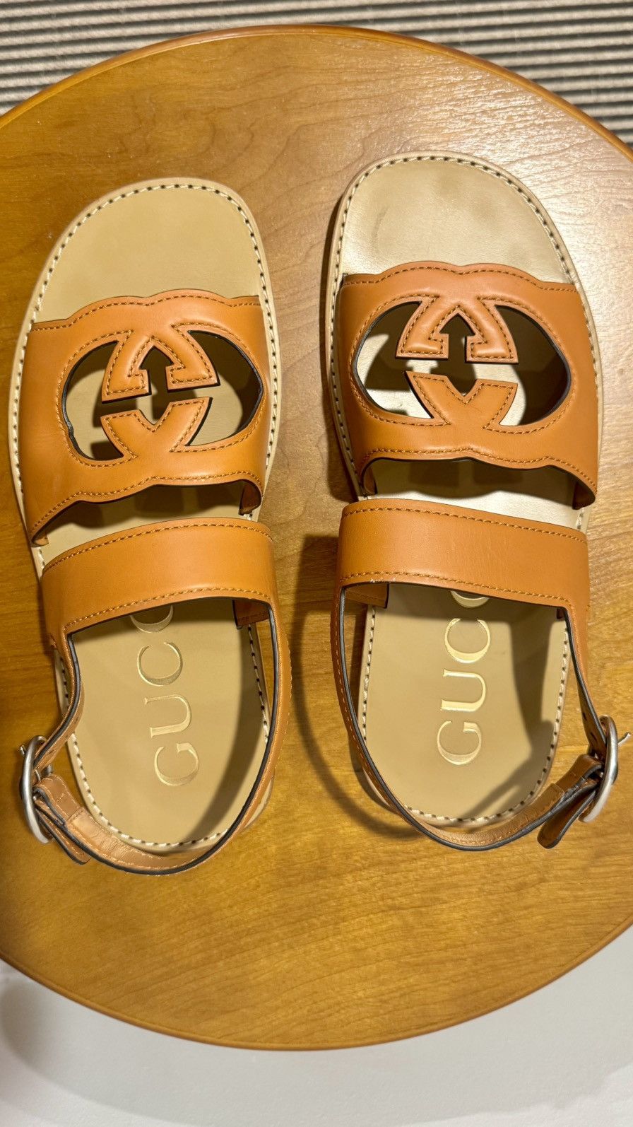 Gucci Gucci brown sandal Size US 9 / EU 42 - 1 Thumbnail