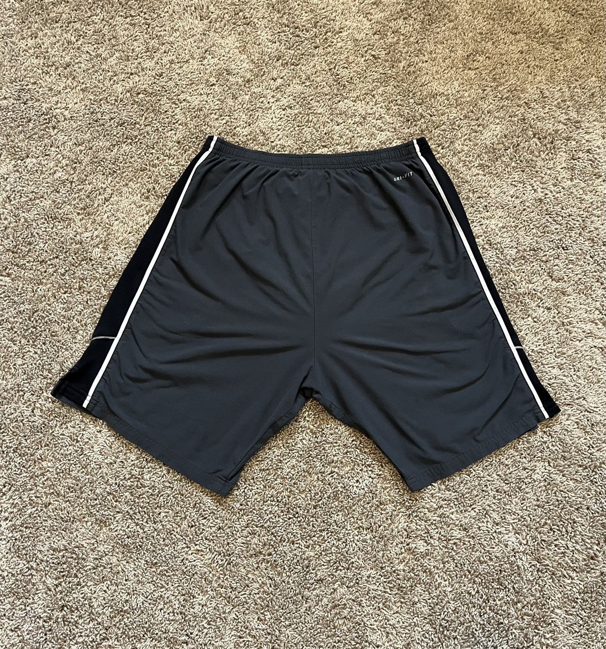 Nike Nike Running Shorts Size US 32 / EU 48 - 4 Thumbnail