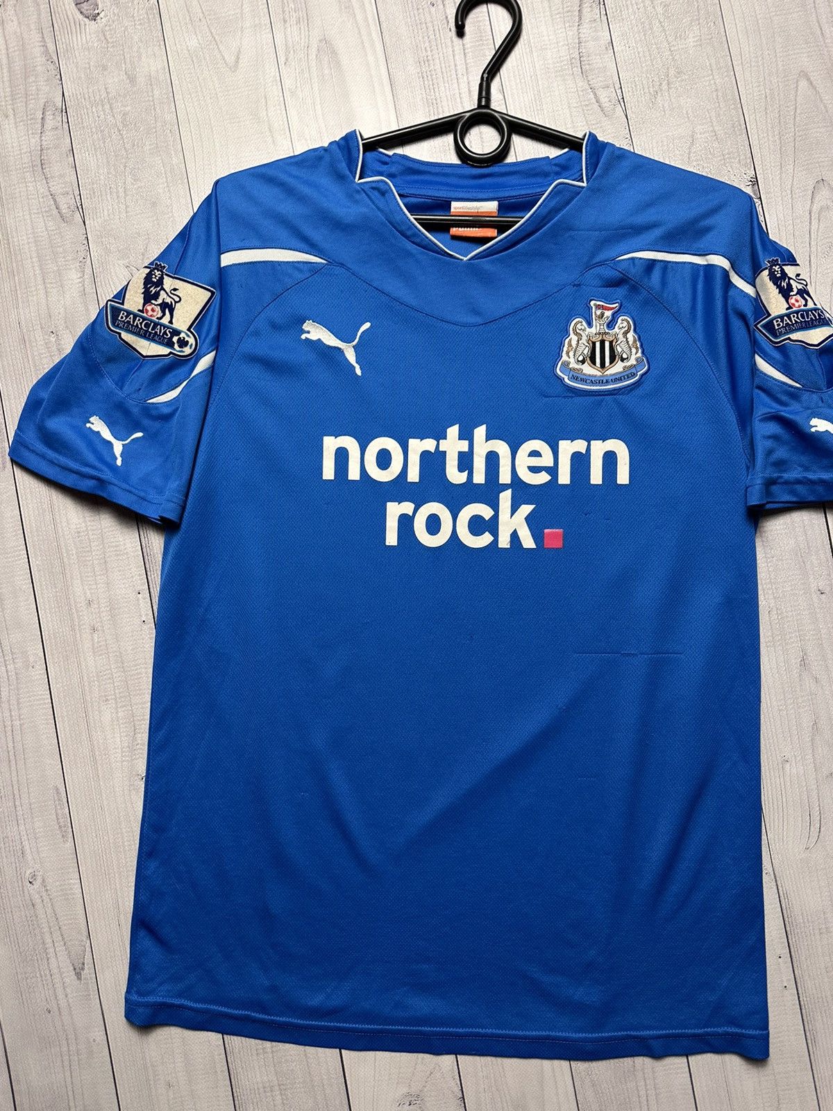 Puma × Vintage Vintage New Castle United soccer jersey size S blue Size US S / EU 44-46 / 1 - 2 Thumbnail
