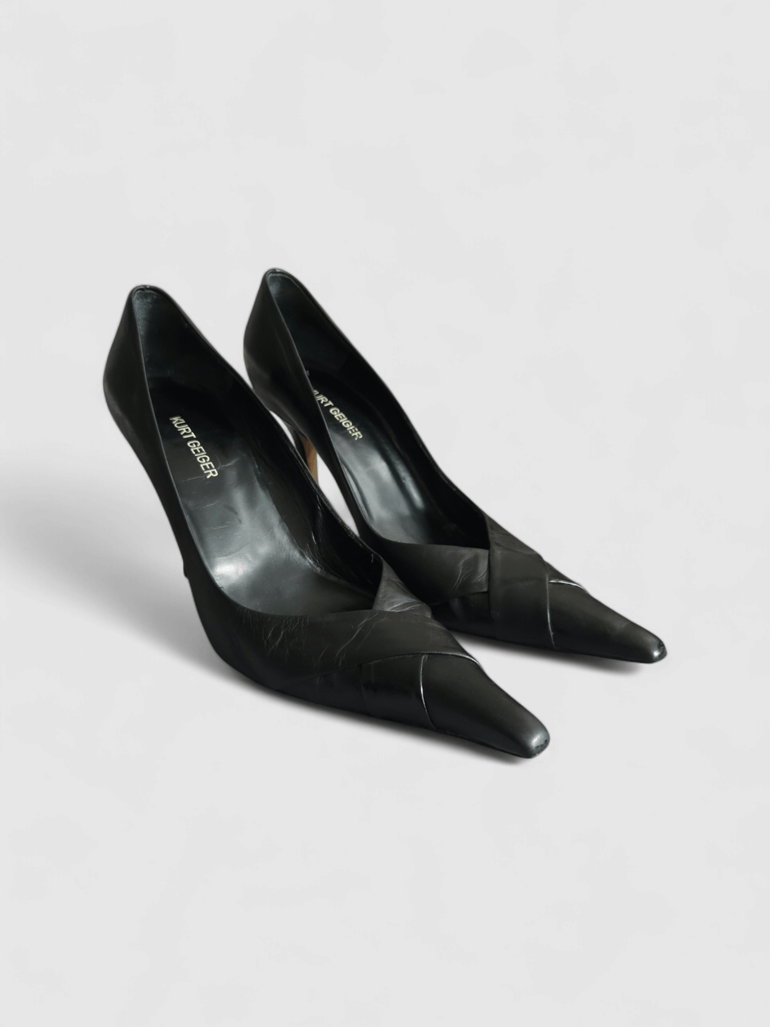 Leather Vintage Leather Black kitten Heels Kurt Geiger Size US 10 / IT 40 - 6 Thumbnail