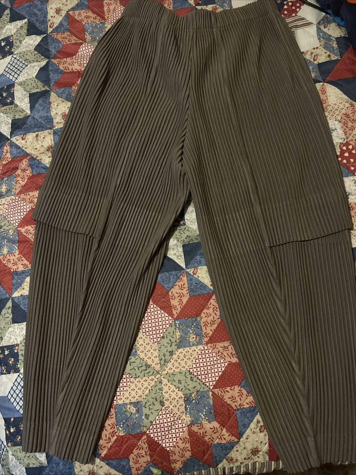 Issey Miyake Issey Miyake Beige Pleated Cargo Pants Size US 30 / EU 46 - 2 Thumbnail