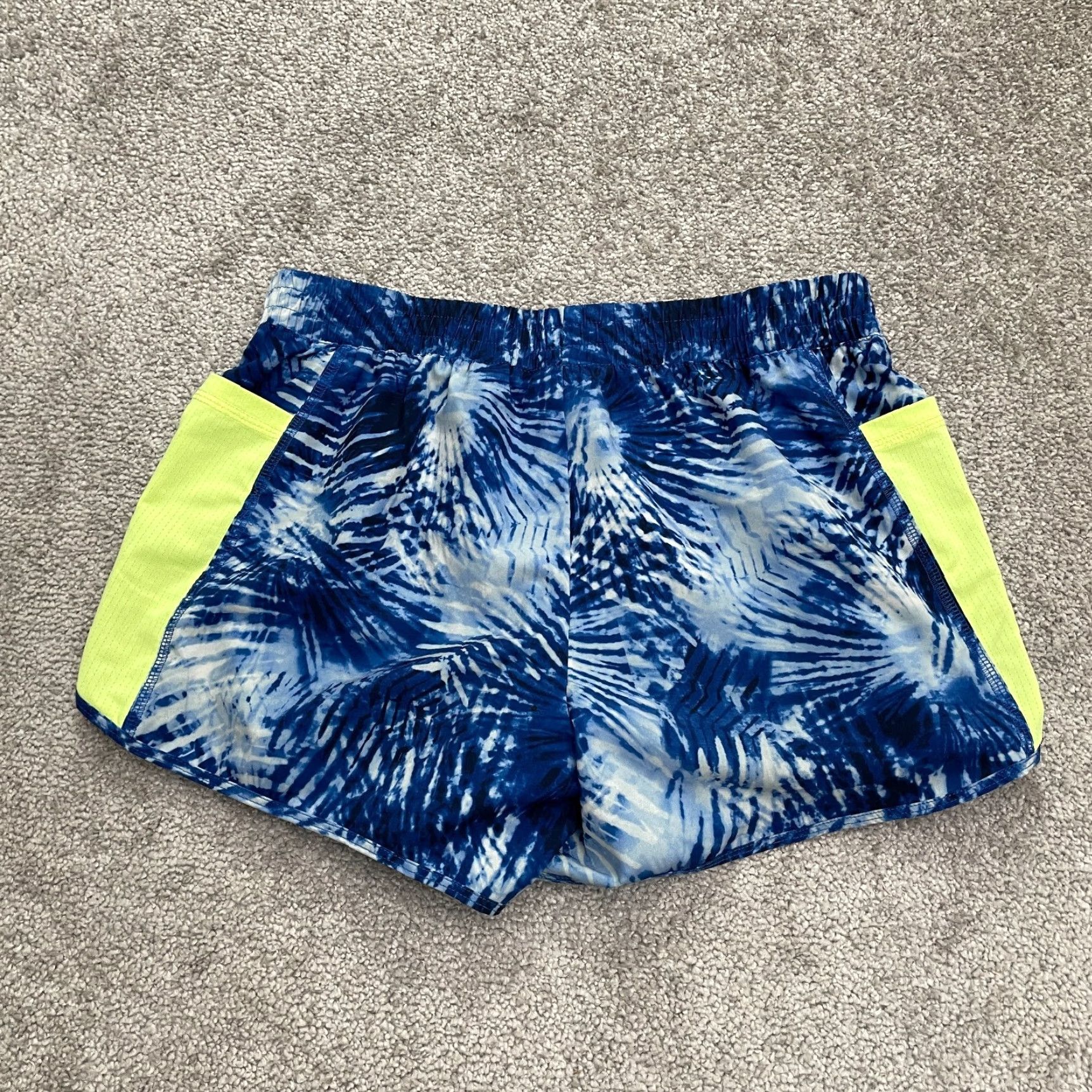 Lands' End Lands' End Active Shorts Womens Large Blue Tie-Dye Lightweight Running 26x3.5 Size 36" / US 14 / IT 50 - 2 Thumbnail