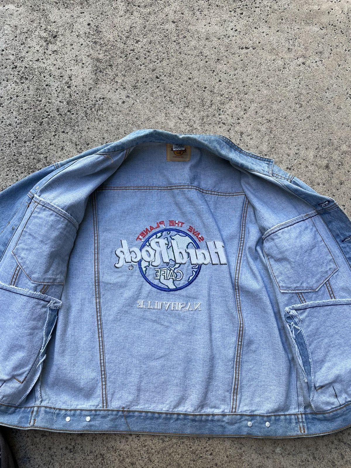Hard Rock Cafe Hard Rock Cafe denim jacket Nashville Size US L / EU 52-54 / 3 - 5 Thumbnail