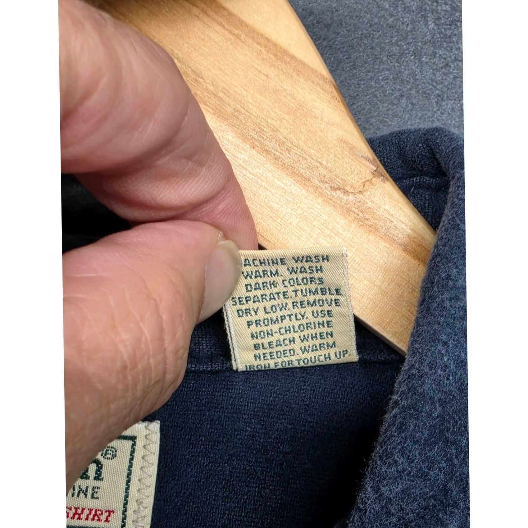 Vintage VINTAGE LL Bean Chamois Shirt Mens 2XLT Blue Flannel Button Up Outdoor Workwear Mens 2XLT Blue Flannel Shirt Size US XXL / EU 58 / 5 - 5 Thumbnail