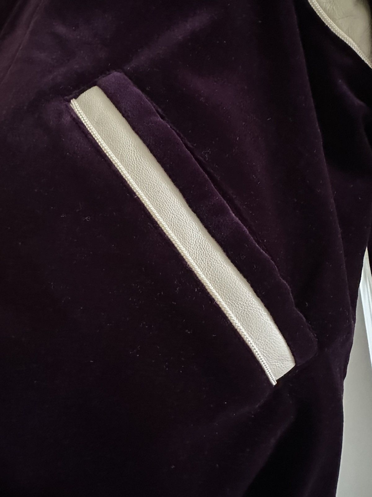 Celine Grail FW20 Celine purple velvet teddy jacket 46 Size US S / EU 44-46 / 1 - 21 Thumbnail