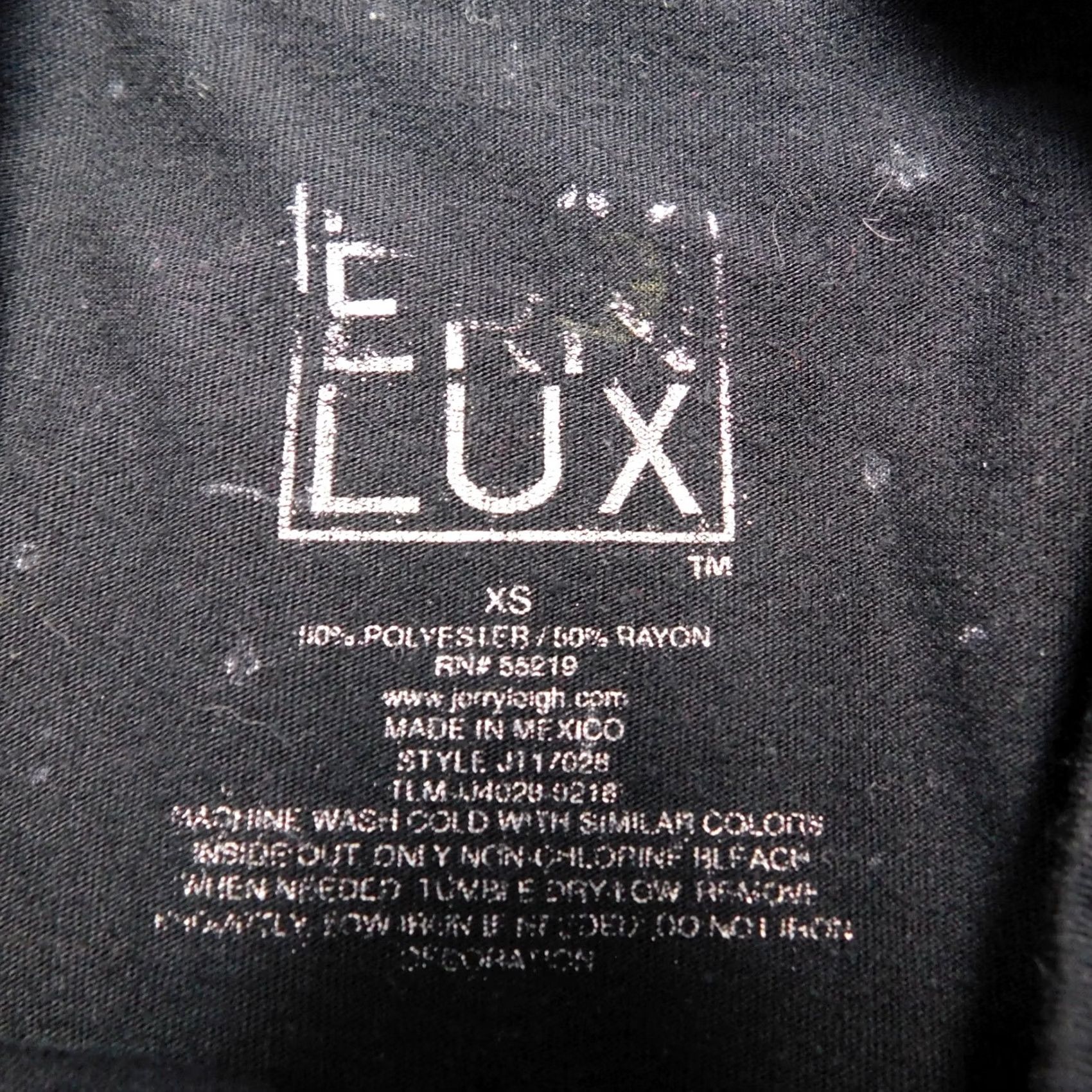 Vintage VINTAGE Modern Lux Southwestern Desert Cactus Sun & Moon Graphic T-Shirt Black XS #6874 Size XS / US 0-2 / IT 36-38 - 5 Thumbnail
