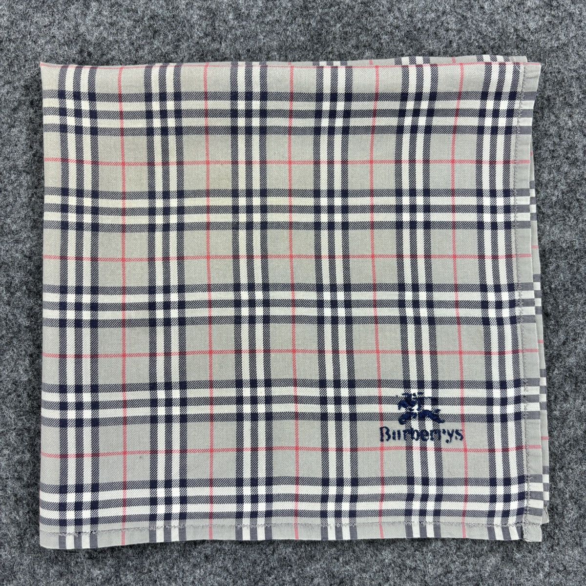 Burberry × Vintage Handkerchief # E015 # Bandana # Neckerchief Size ONE SIZE - 6 Thumbnail