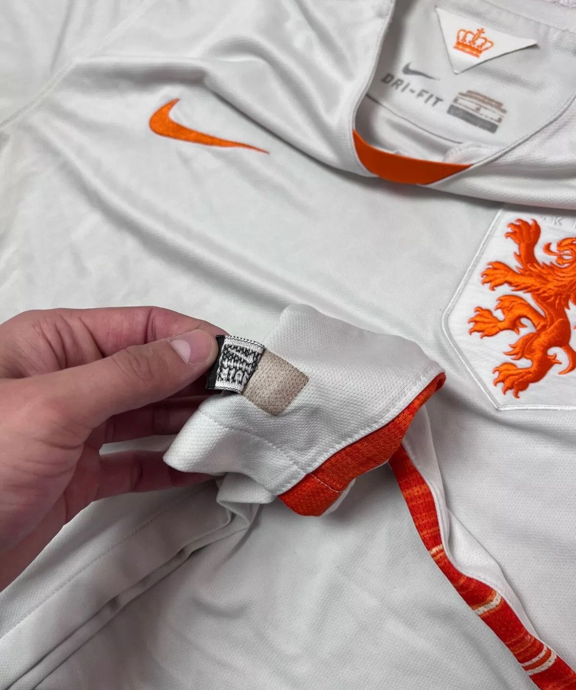 Nike × Vintage Mens soccer jersey Nike Nerherlands size M Drill Size US S / EU 44-46 / 1 - 6 Thumbnail
