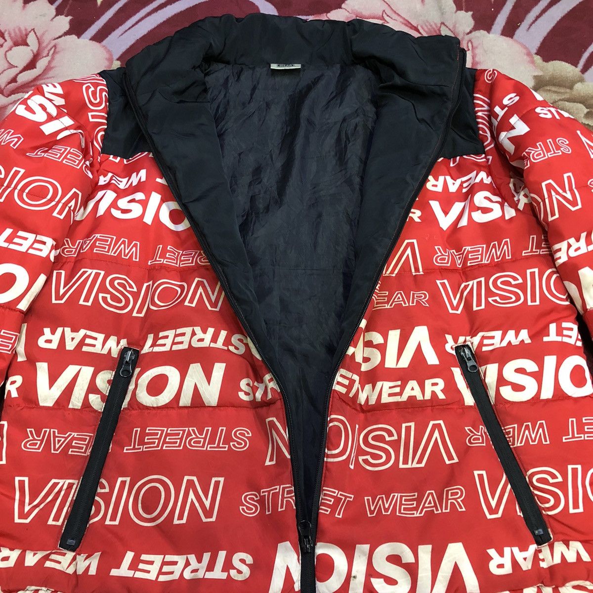 Vision Streetwear Vision Street Wear Spellout Puffer Light Jacket Size US L / EU 52-54 / 3 - 11 Thumbnail