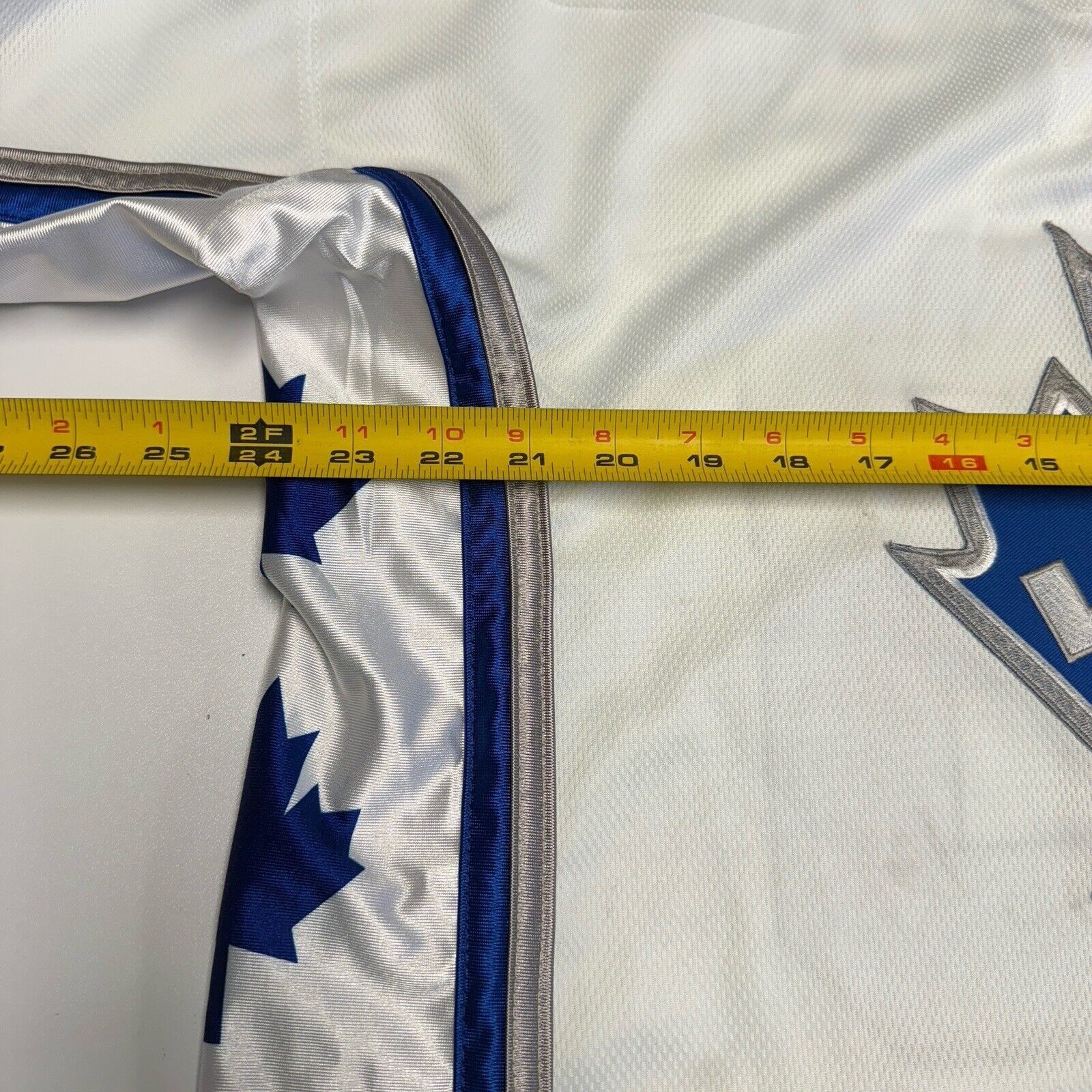 Vintage Vintage OT Sports Leafs Jersey 2002 Inaugural Season Swanber Size US M / EU 48-50 / 2 - 15 Thumbnail