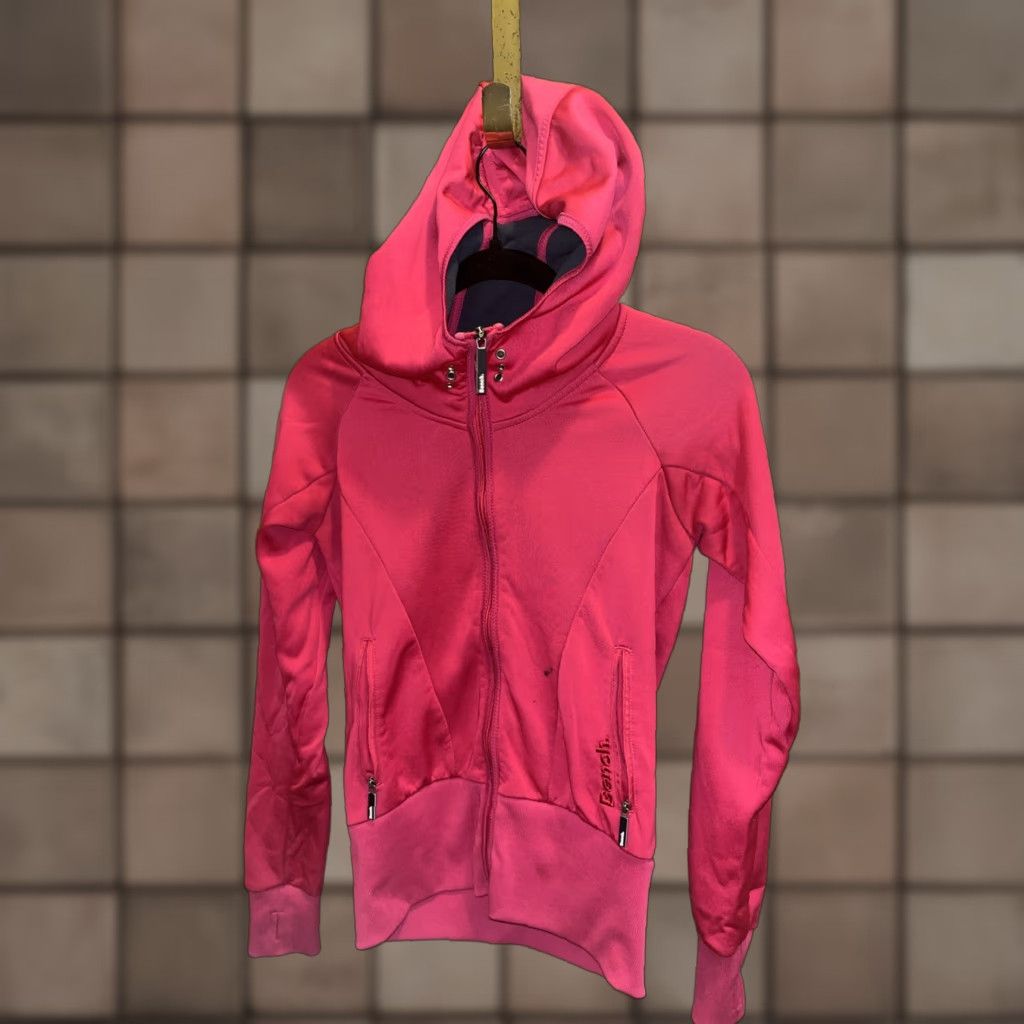Bench Bench Sweatshirt Women’s Small Pink Zipper Hooded W/ Thumb Holes Pictures Womens Size S / US 4 / IT 40 - 1 Thumbnail