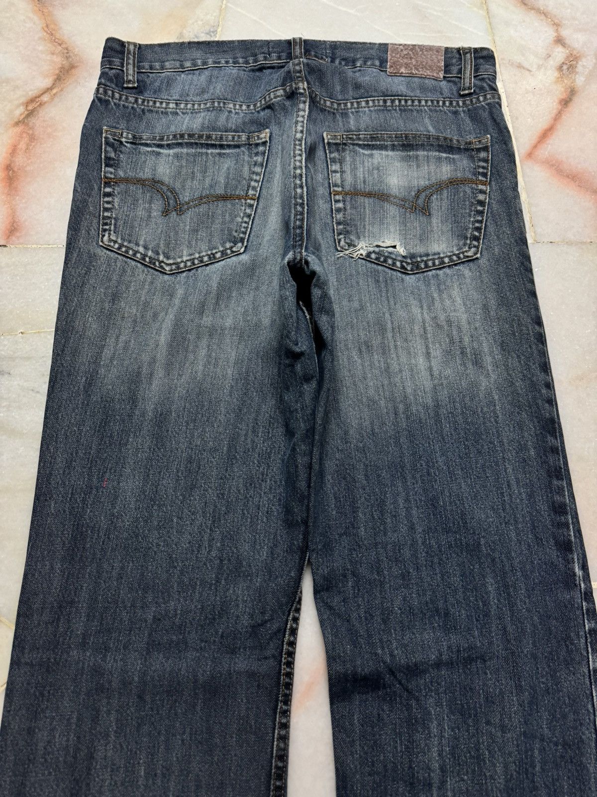 Japanese Brand FLARED JAPANESE THRASHED INSANE 90s STYLE DENIM JEANS Size US 32 / EU 48 - 13 Thumbnail