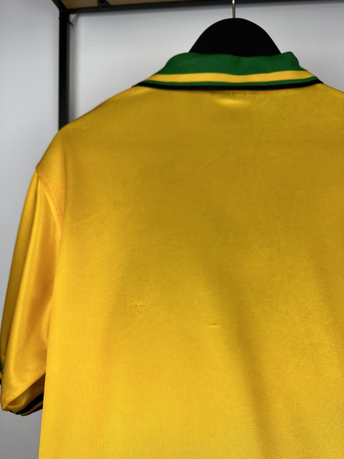 Vintage Jamaica Uhlsport 2001/03 Football Jersey Soccer Shirt L Kit Size US L / EU 52-54 / 3 - 16 Thumbnail