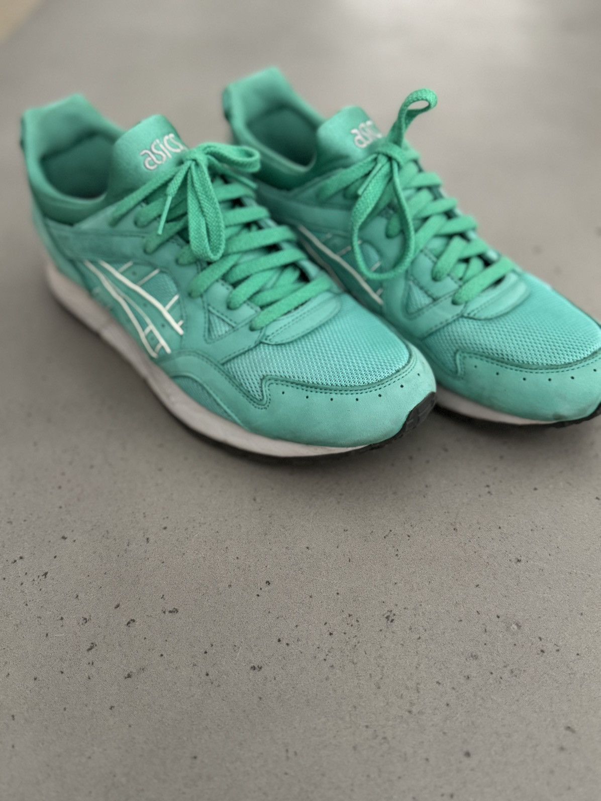 Asics × Ronnie Fieg Ronnie Fieg x Asics Gel Lyte V - Mint Leaf 10.5 Size US 10.5 / EU 43-44 - 1 Thumbnail