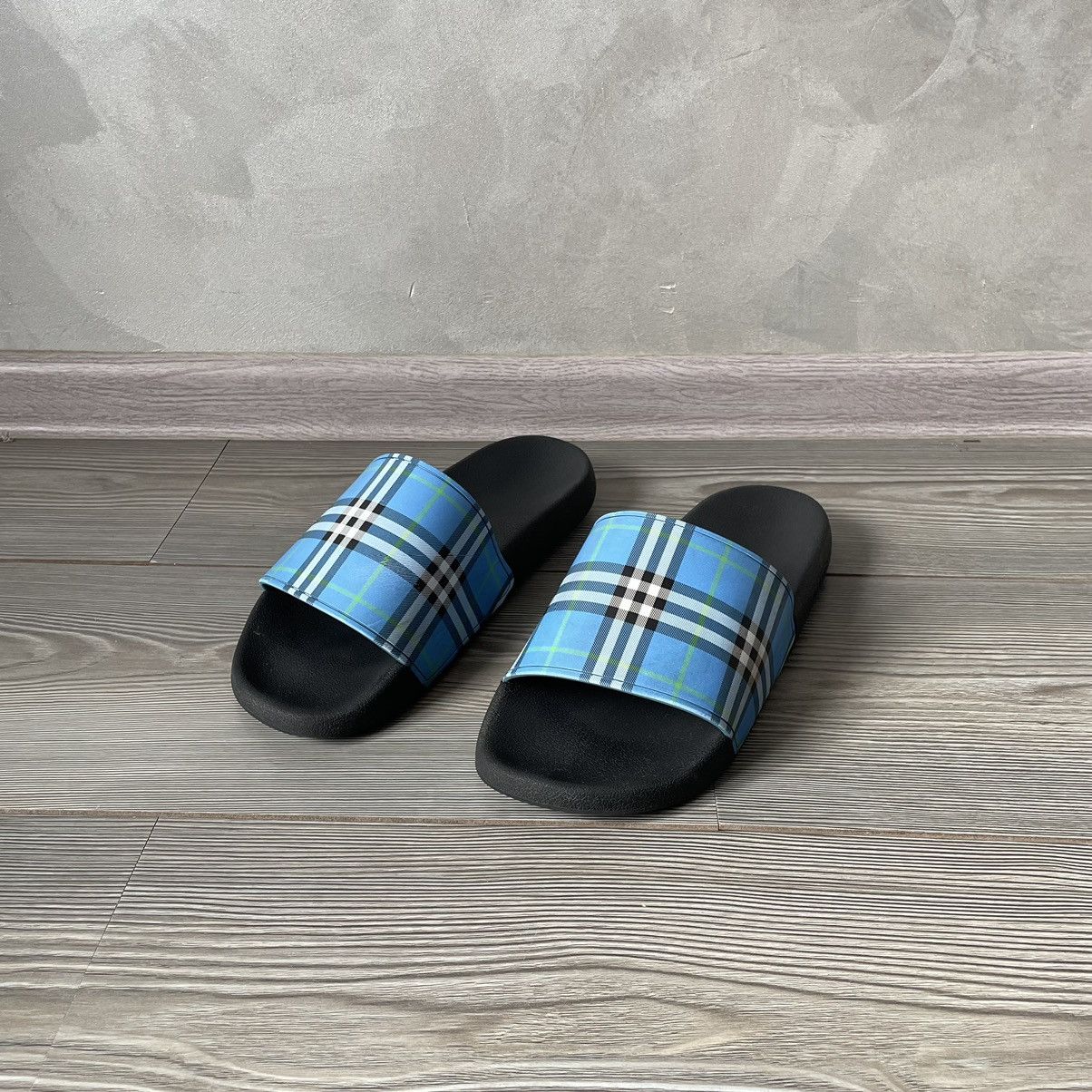 Burberry Burberry Furley Blue Nova Check Slides / Sandals / Slippers Size US 9 / EU 42 - 4 Thumbnail