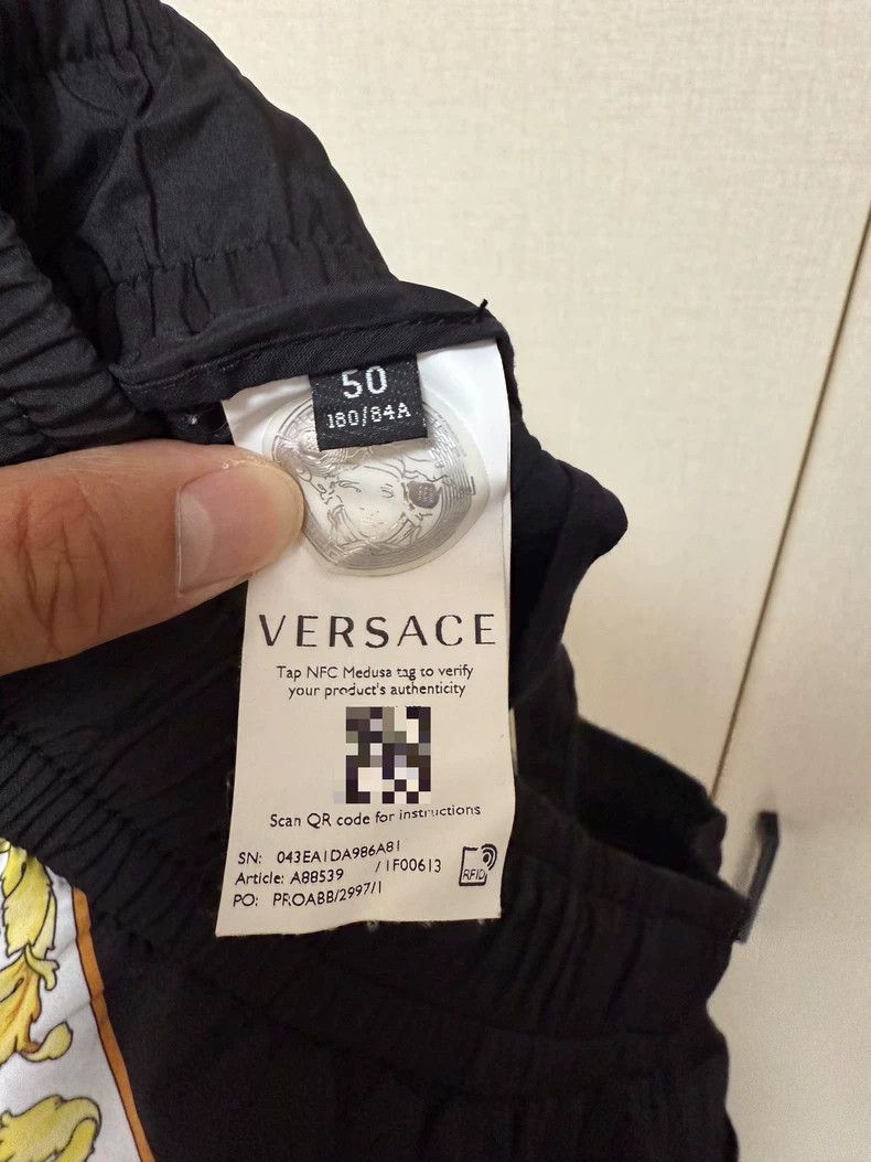 Versace Versace Black and gold printed athleptic pants Size US 34 / EU 50 - 6 Thumbnail
