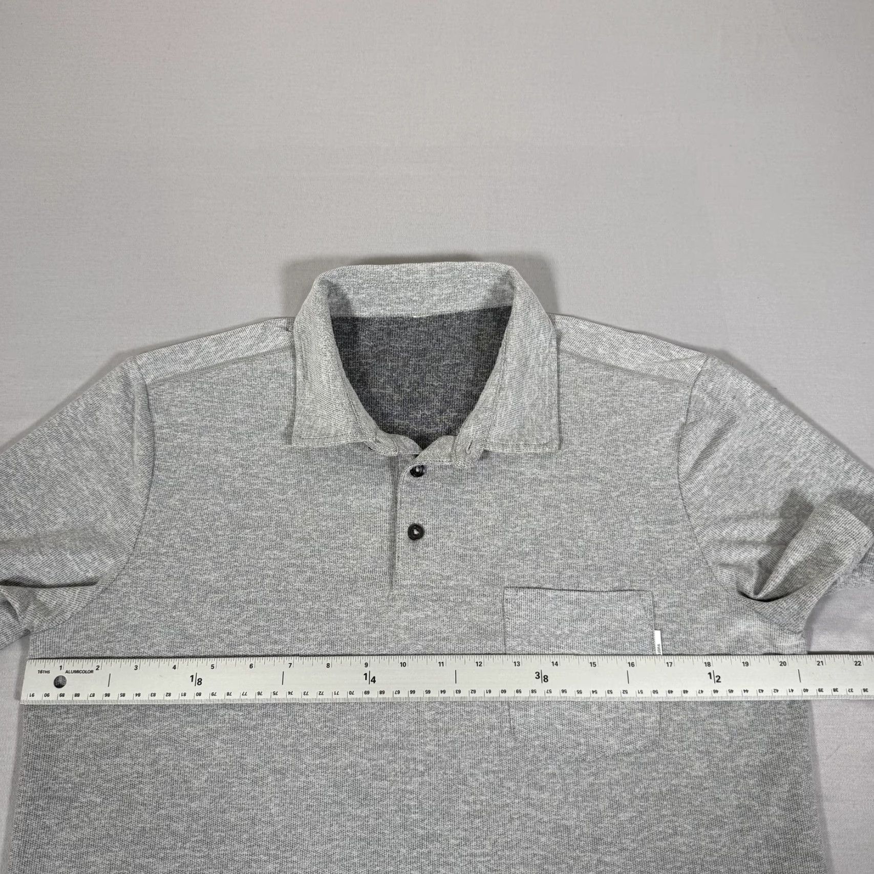 Vuori Vuori Polo Shirt Men Gray Medium Ace Performance Stretch Basic Gym Work Out Golf Polo Shirt Size US M / EU 48-50 / 2 - 4 Thumbnail