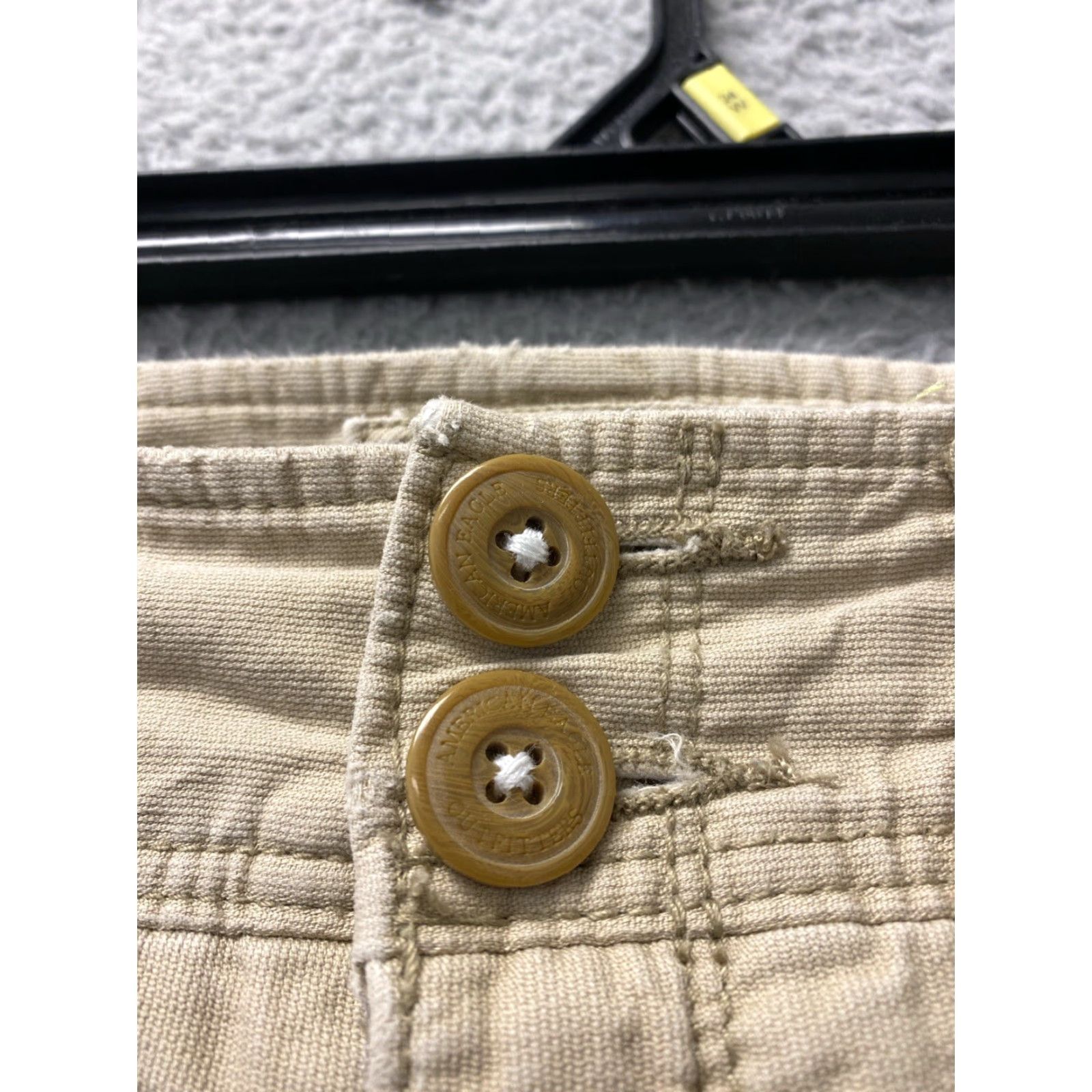 American Eagle Outfitters AMERICAN EAGLE OUTLETTERS Women's Solid Jean Shorts Size 6 Beige Regular Size 28" / US 6 / IT 42 - 3 Thumbnail
