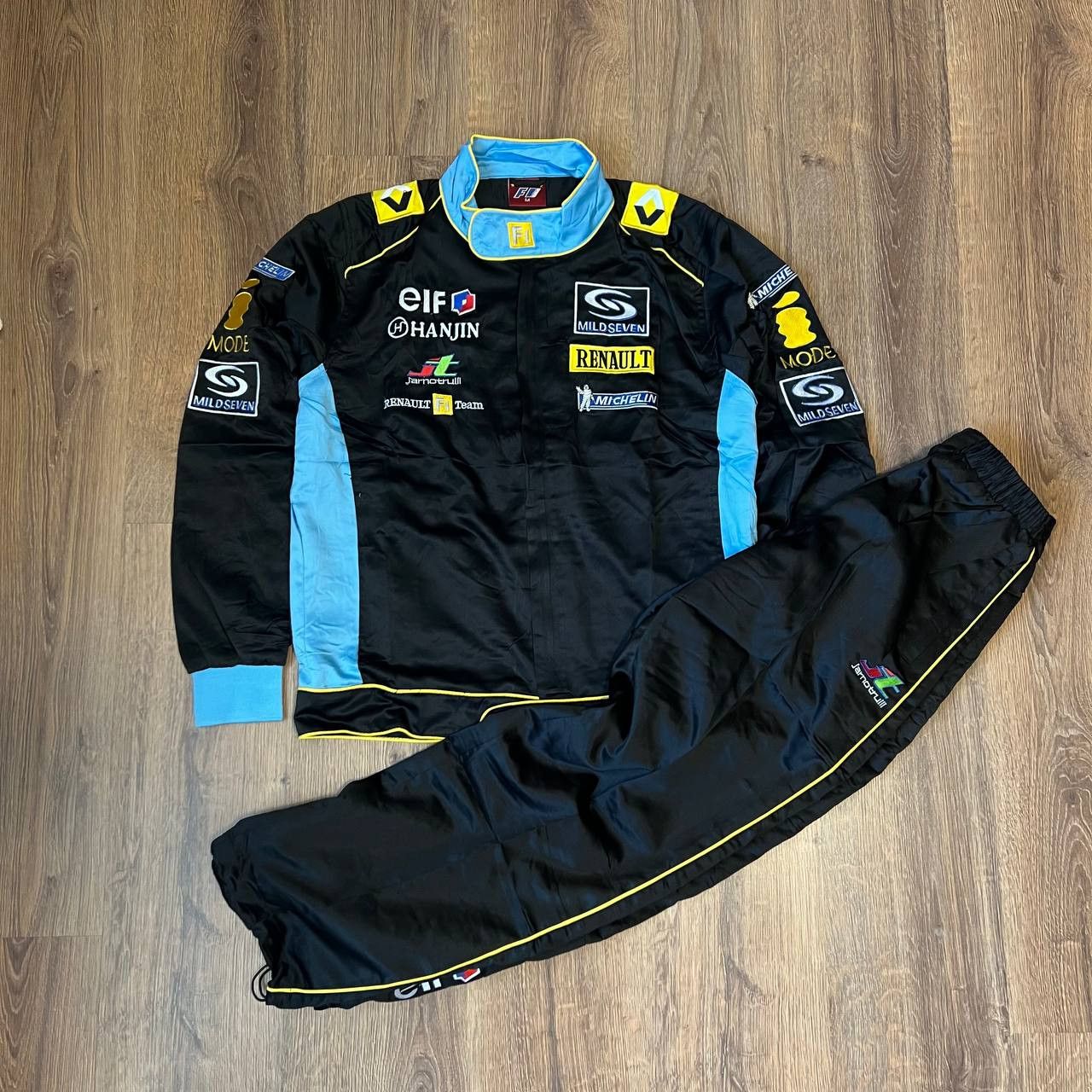 Formula 1 Vintage Renault F1 Team Racing Black Track Suit Size US M / EU 48-50 / 2 - 4 Thumbnail