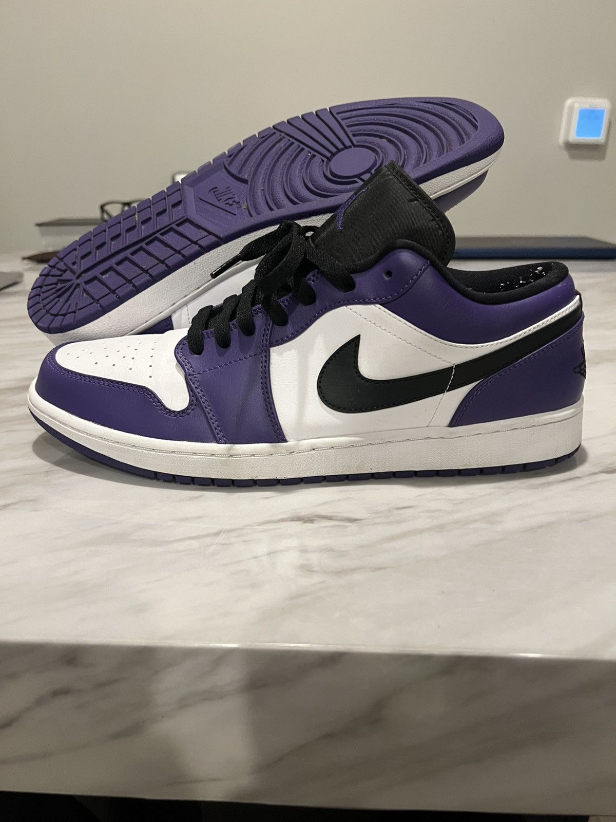 Jordan Brand × Nike 2020 Air Jordan 1 Low 'Court Purple' Size US 13 / EU 46 - 6 Thumbnail
