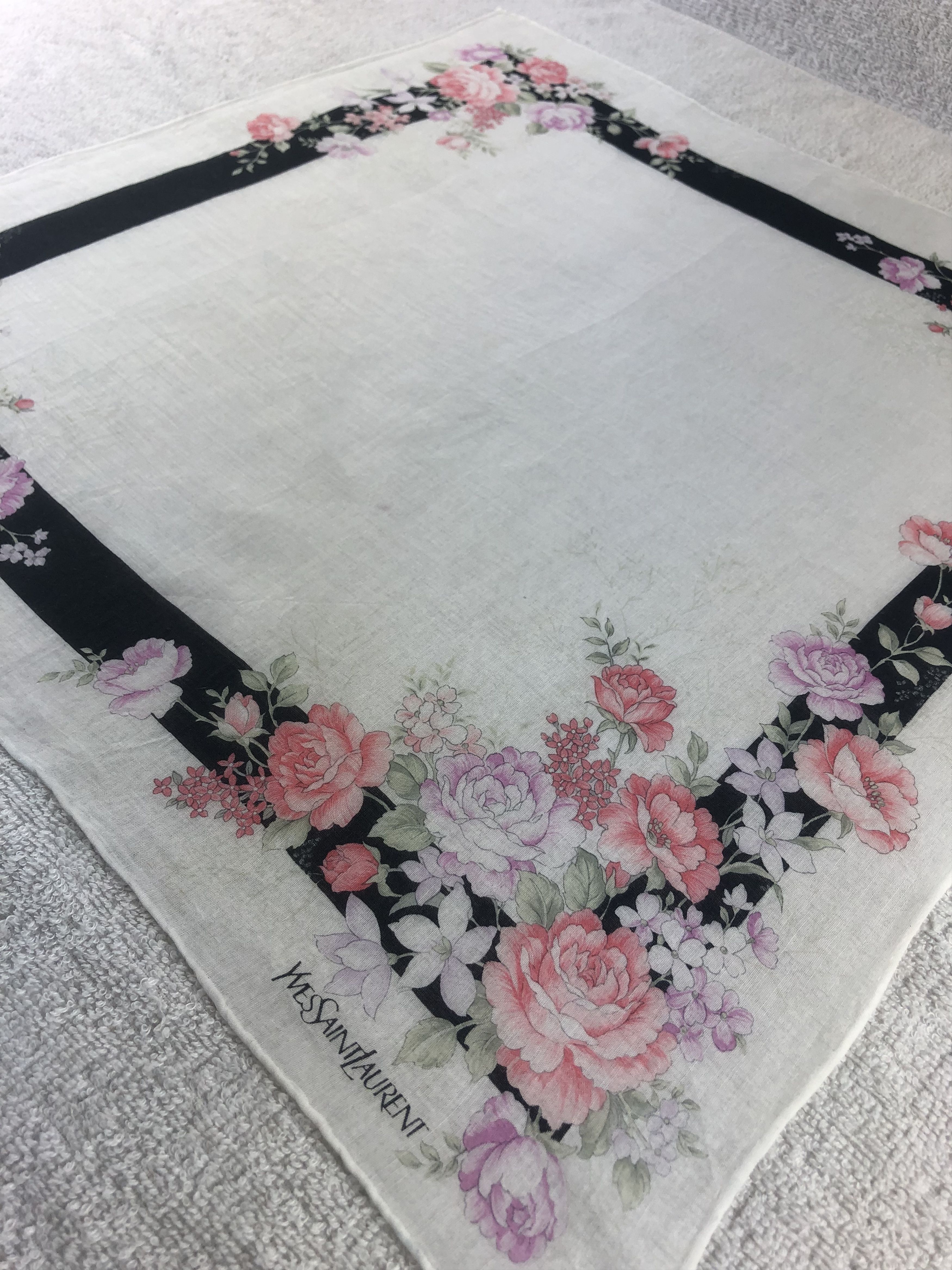 Yves Saint Laurent Yves Saint Laurent Handkerchief / Bandana / Neckerchief Size ONE SIZE - 4 Thumbnail