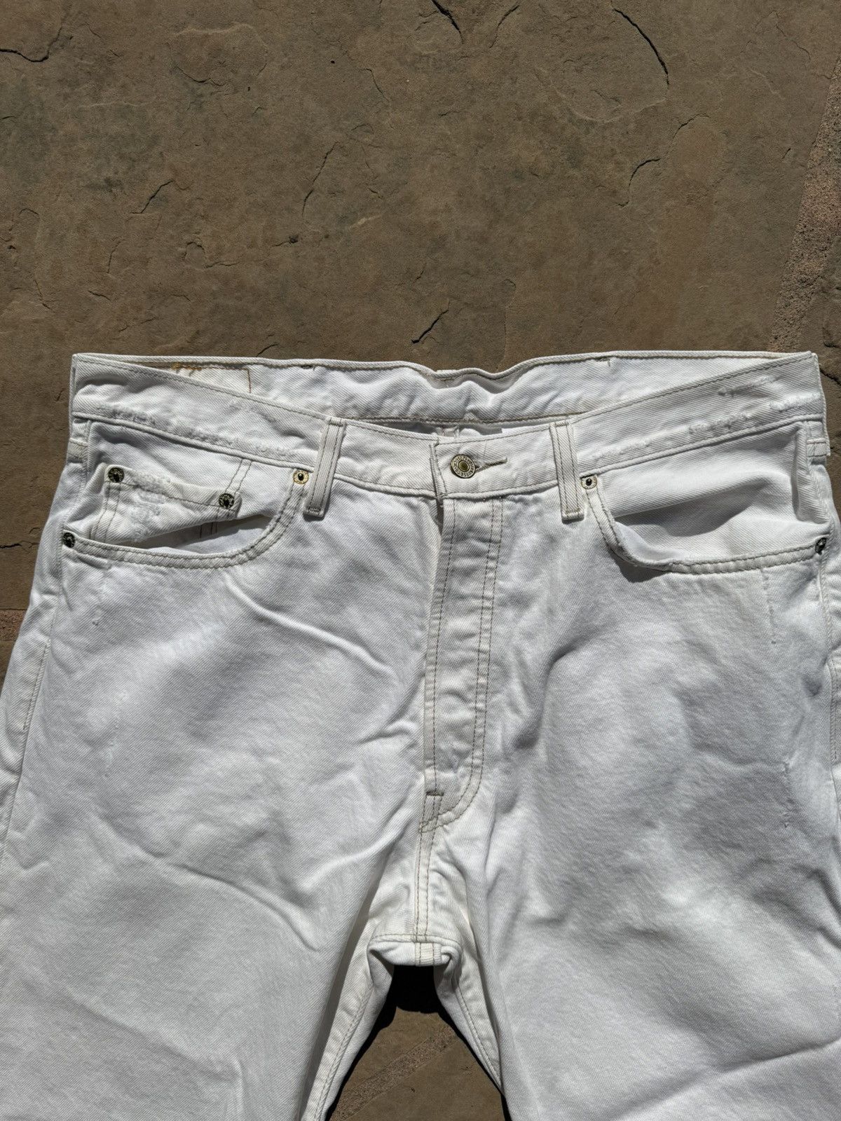 Levi's × Vintage White Levi’s 501 Size US 38 / EU 54 - 2 Thumbnail