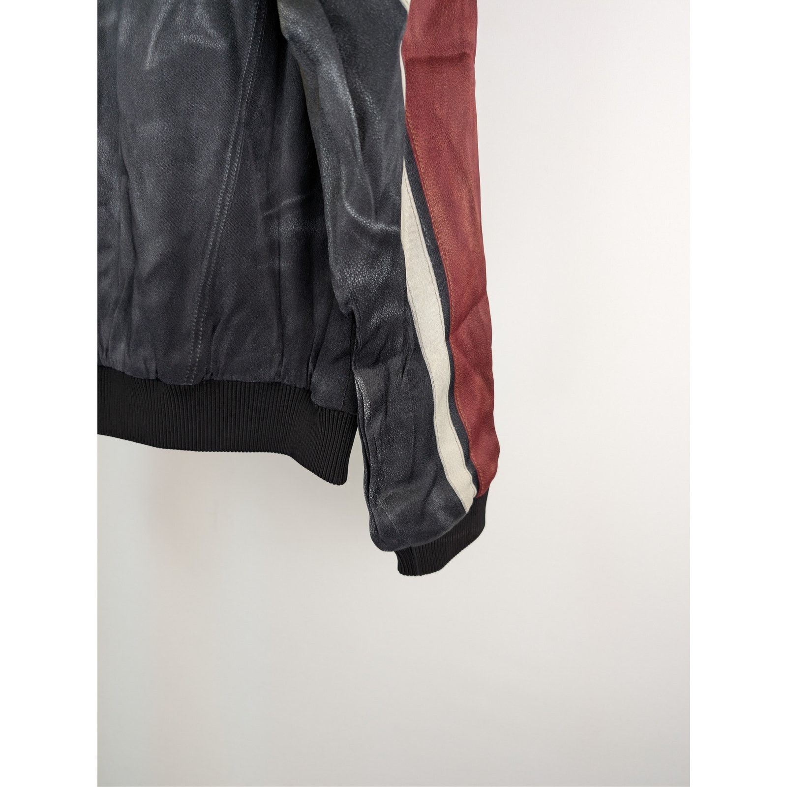 Diesel o1rshd1 J-Moll printed bomber jacket black, red, and yellow Size US L / EU 52-54 / 3 - 13 Thumbnail