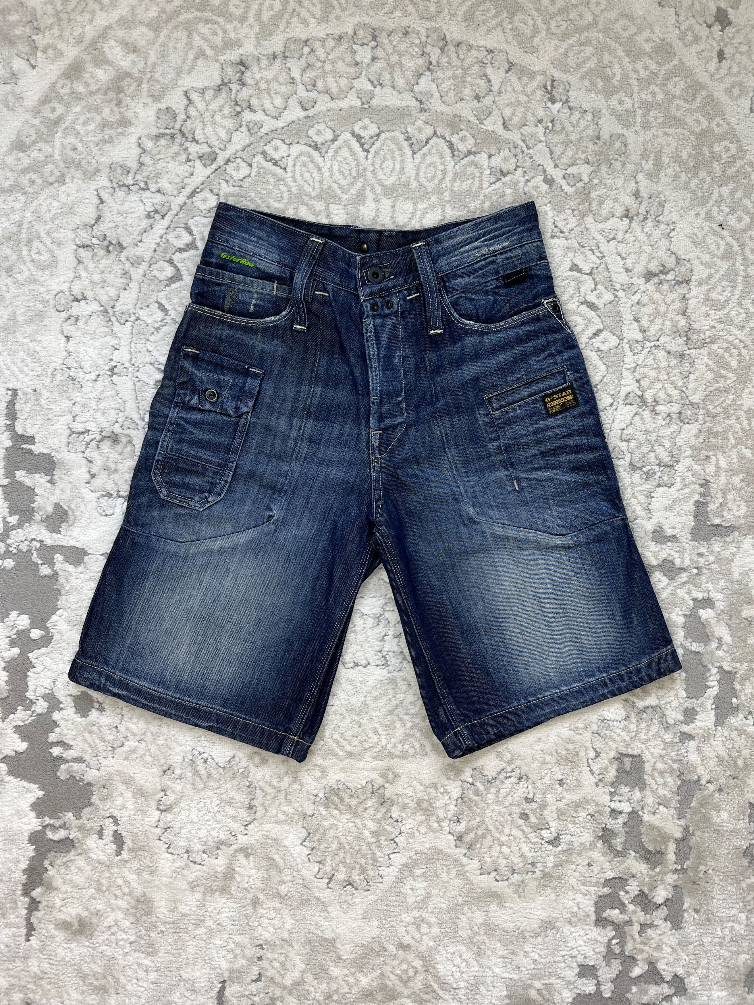 G-Star G-Star RAW 3301 BI Victor Army Loose 1/2 Denim Shorts Size US 27 - 1 Thumbnail