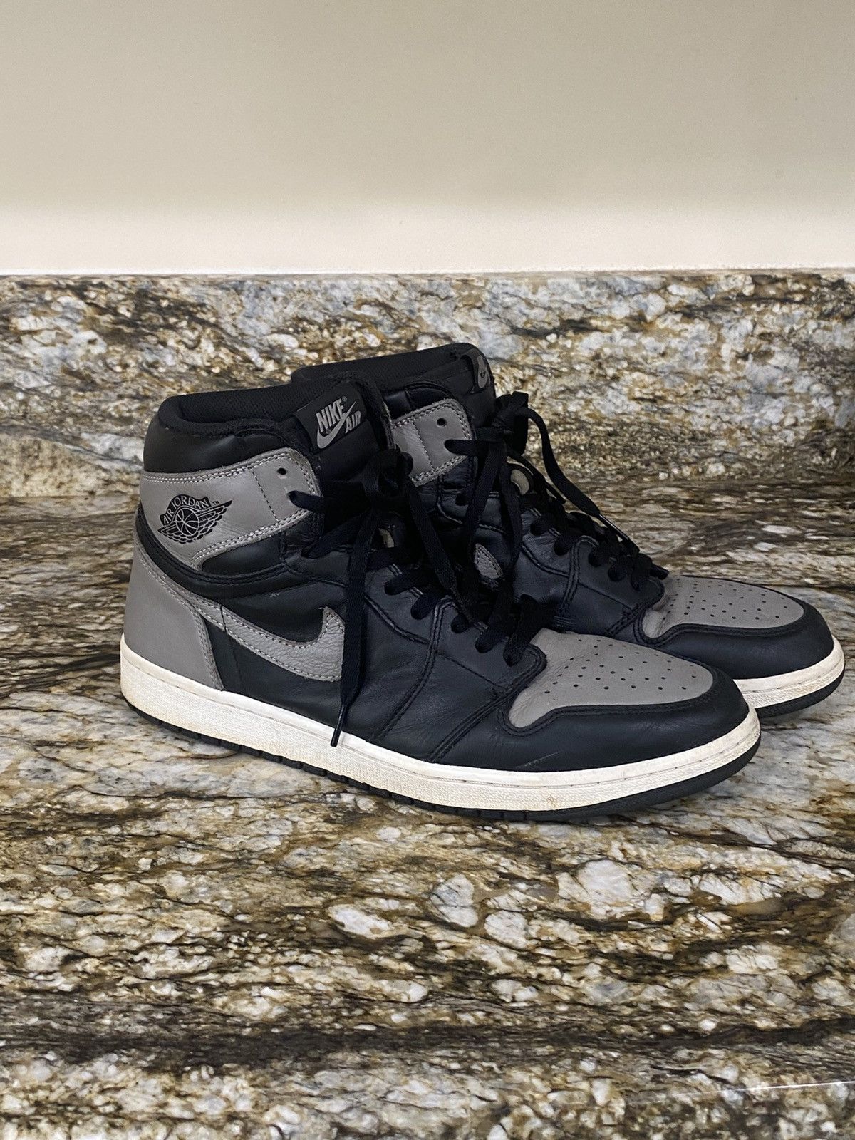 Nike Jordan 1 shadow Size US 12 / EU 45 - 1 Thumbnail