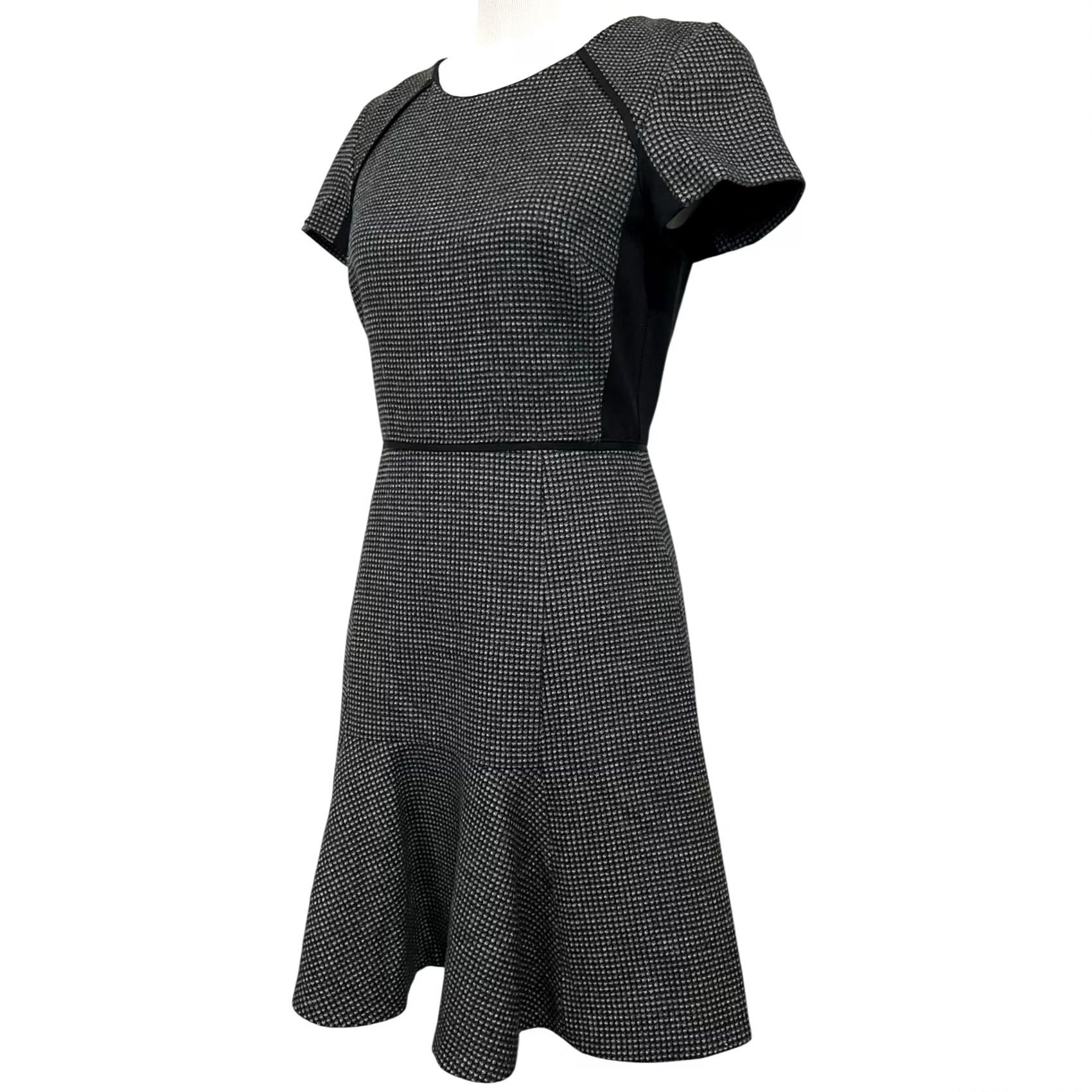 J.Crew J.Crew Checkered Flutter Dress Size 4 Black Gray Tweed Ponte Fit Flare Career Dress Women Short Sleeve Knee Length Round Neck Size S / US 4 / IT 40 - 5 Thumbnail
