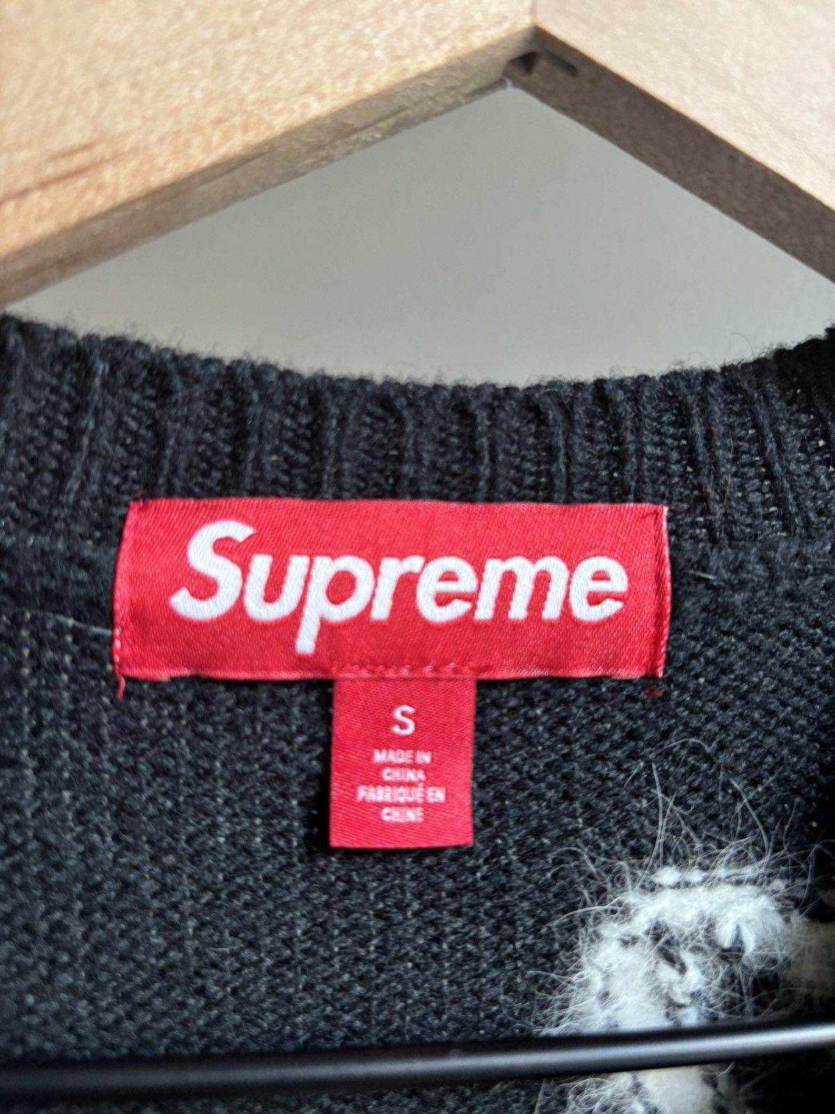 Supreme Supreme Angora script sweater Size US S / EU 44-46 / 1 - 3 Thumbnail