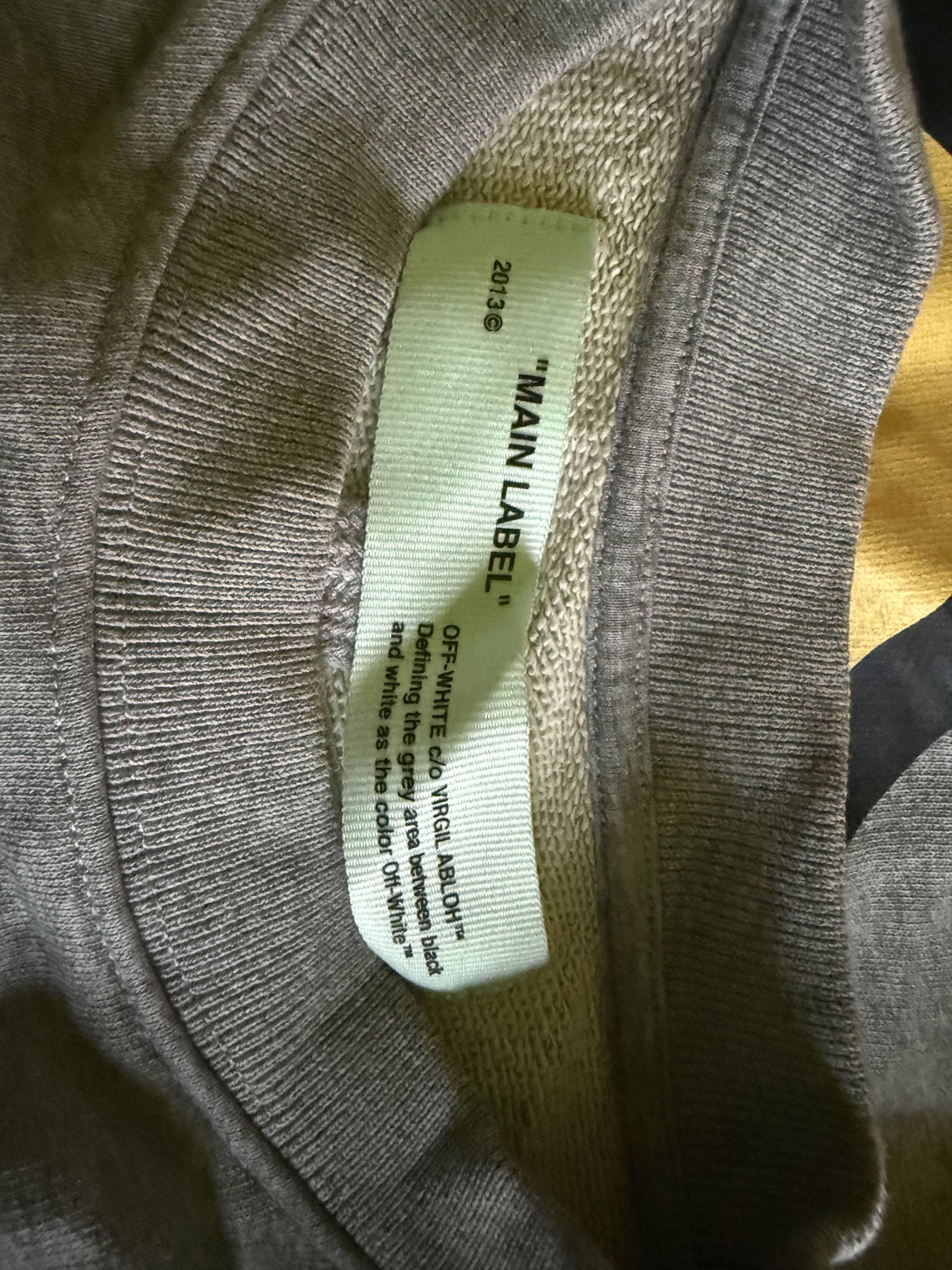 Off-White Off white gray yellow arrow sweater Size US M / EU 48-50 / 2 - 4 Thumbnail