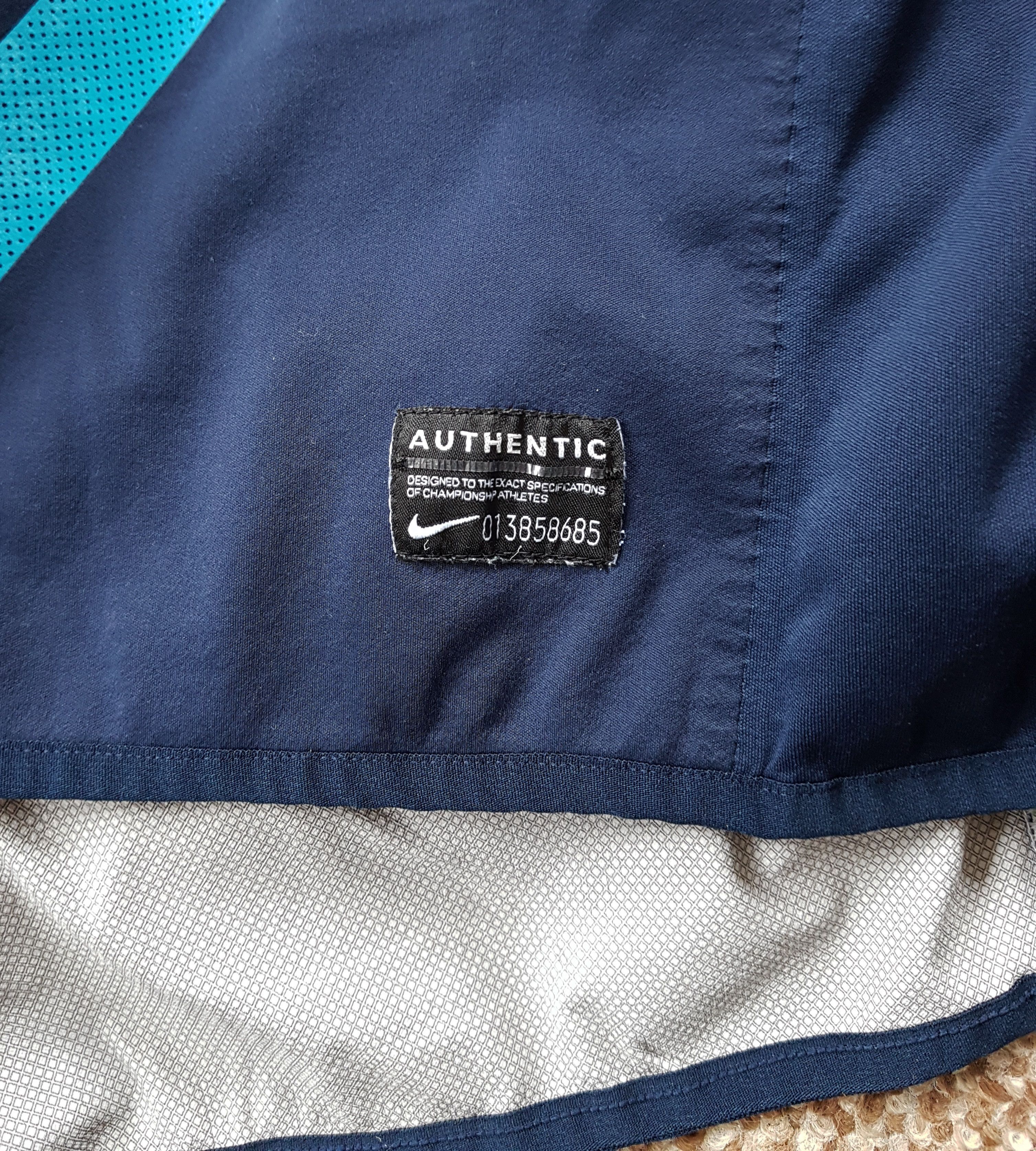 Nike Nike Arsenal 2010-12 Football Soccer Jersey Training Top Size US M / EU 48-50 / 2 - 8 Thumbnail