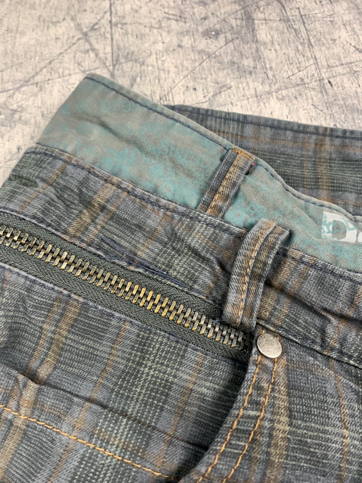 Desigual Vintage Y2K Desigual Plaid Avant Garde Pants Size 40 Regular Size US 31 - 20 Thumbnail