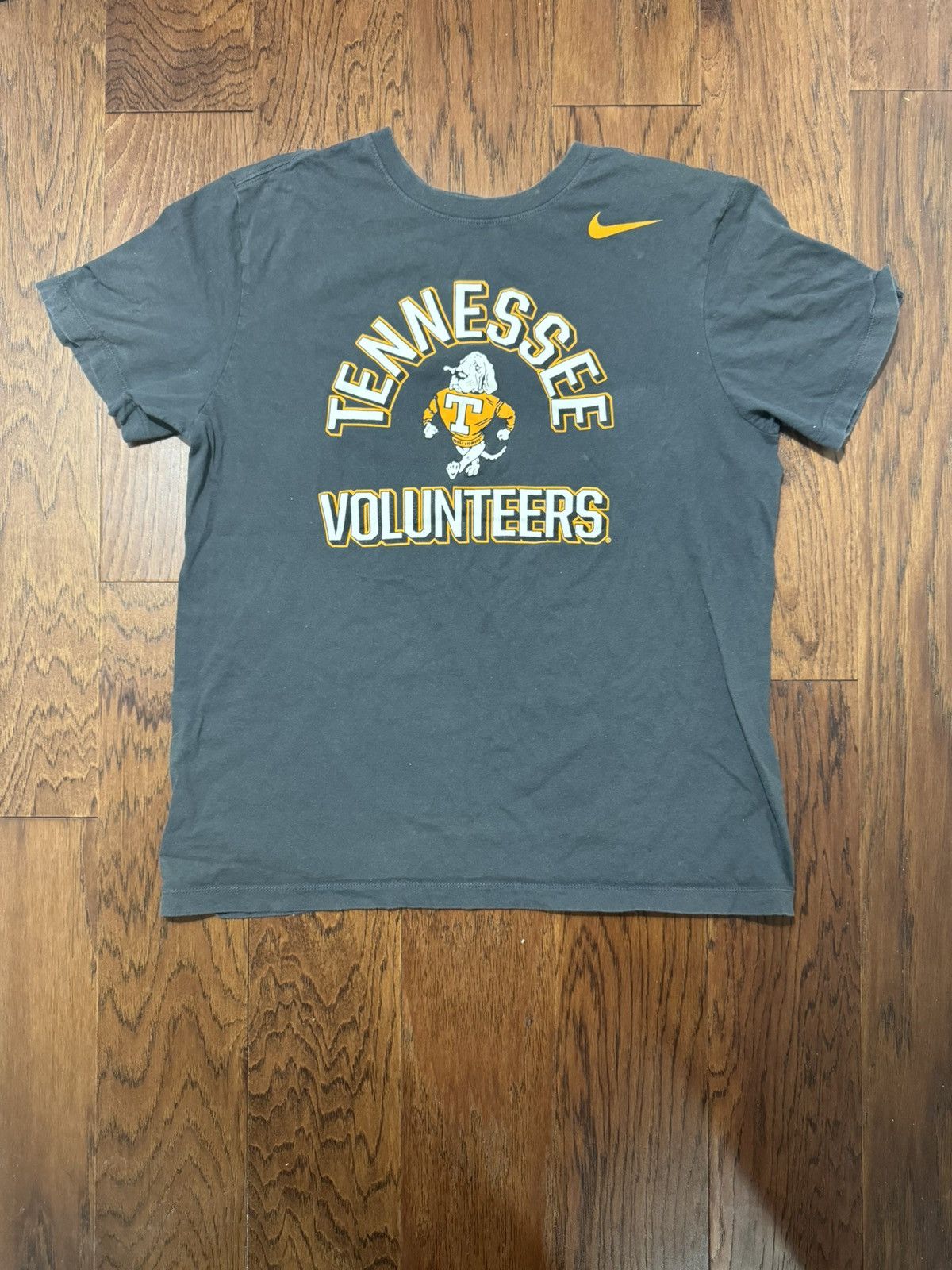 Nike Tennessee volunteers graphic tee Size US M / EU 48-50 / 2 - 1 Preview