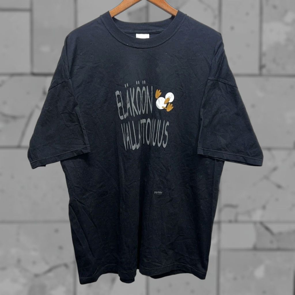 Vintage VINTAGE Screen Stars T-Shirt Black Mens 2XL Stars 90s AARIKKA FINLAND Elakoon Vallattmuus Size US XXL / EU 58 / 5 - 1 Thumbnail