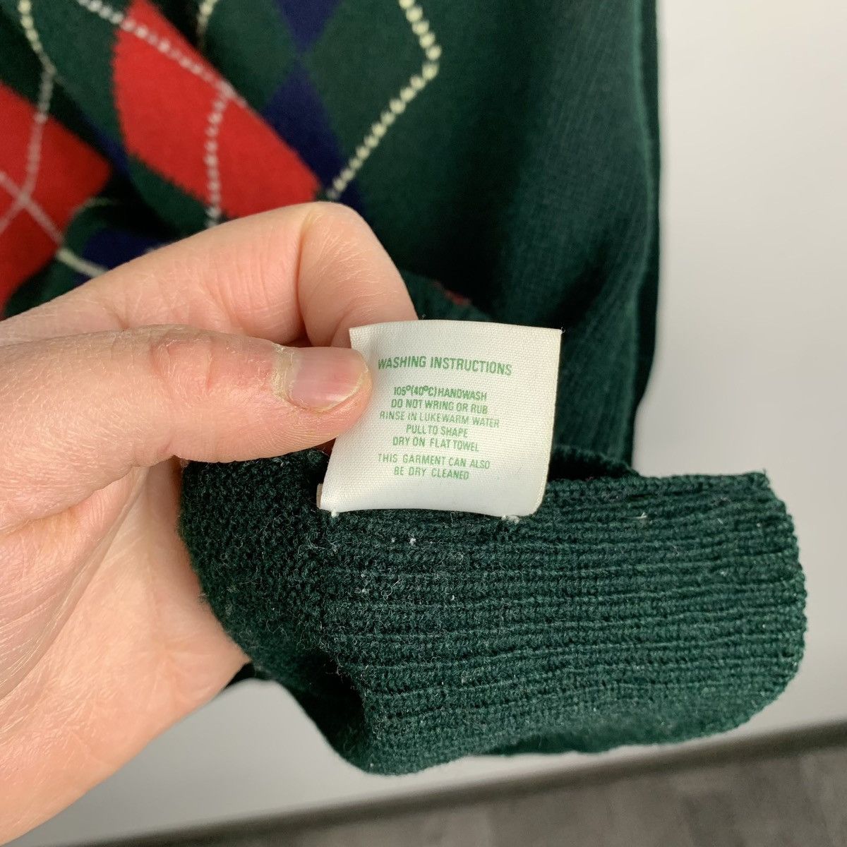 Johnstons Of Elgin Johnstons of Elgin Wool Sweater Green Vintage Mens Size M Size US M / EU 48-50 / 2 - 10 Thumbnail