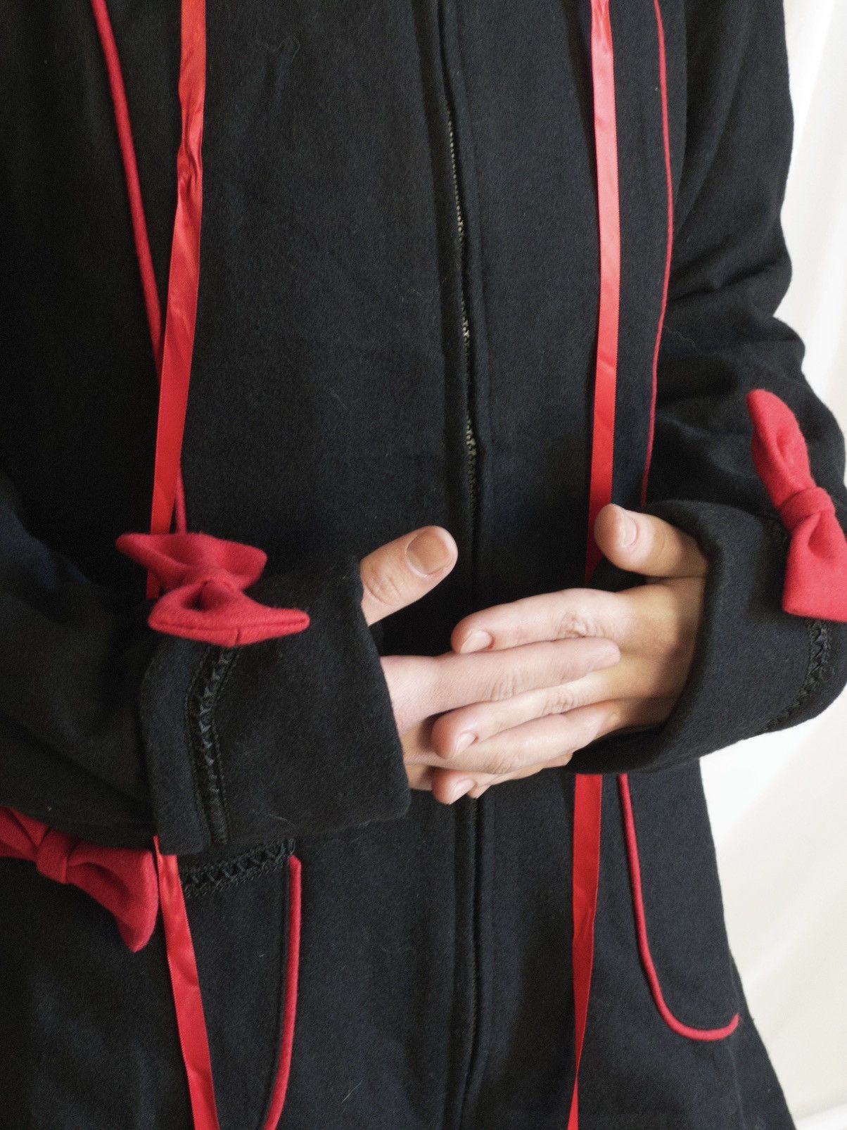 Vintage Banned retro gothic coat with bows Size S / US 4 / IT 40 - 11 Thumbnail