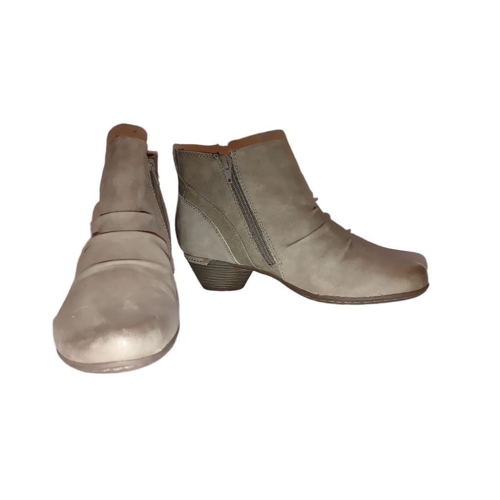 Rockport Cobb Hill Laurel Rivet Leather Ankle Boot Size 8 Size US 8 / IT 38 - 4 Thumbnail