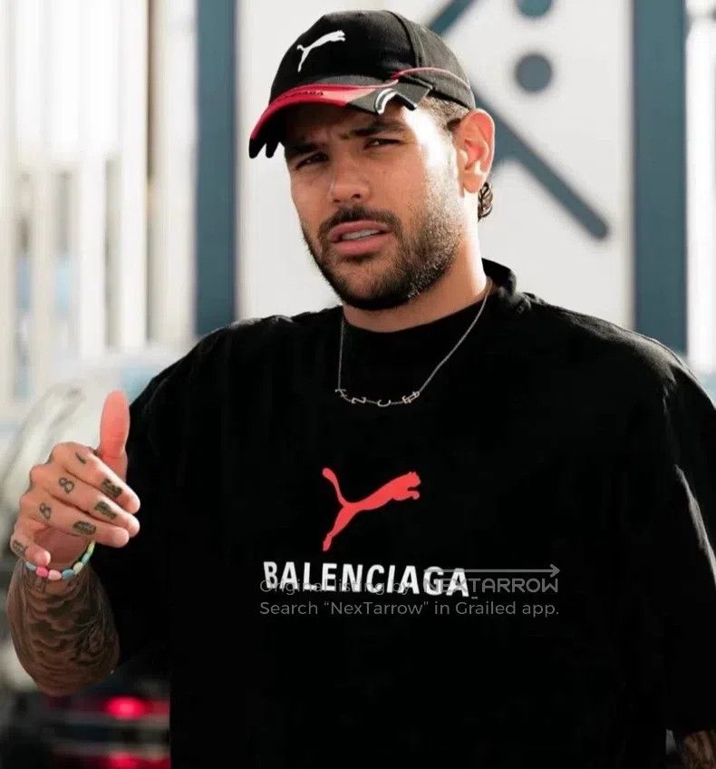 Balenciaga Balenciaga Short Sleeve Size US S / EU 44-46 / 1 - 5 Thumbnail