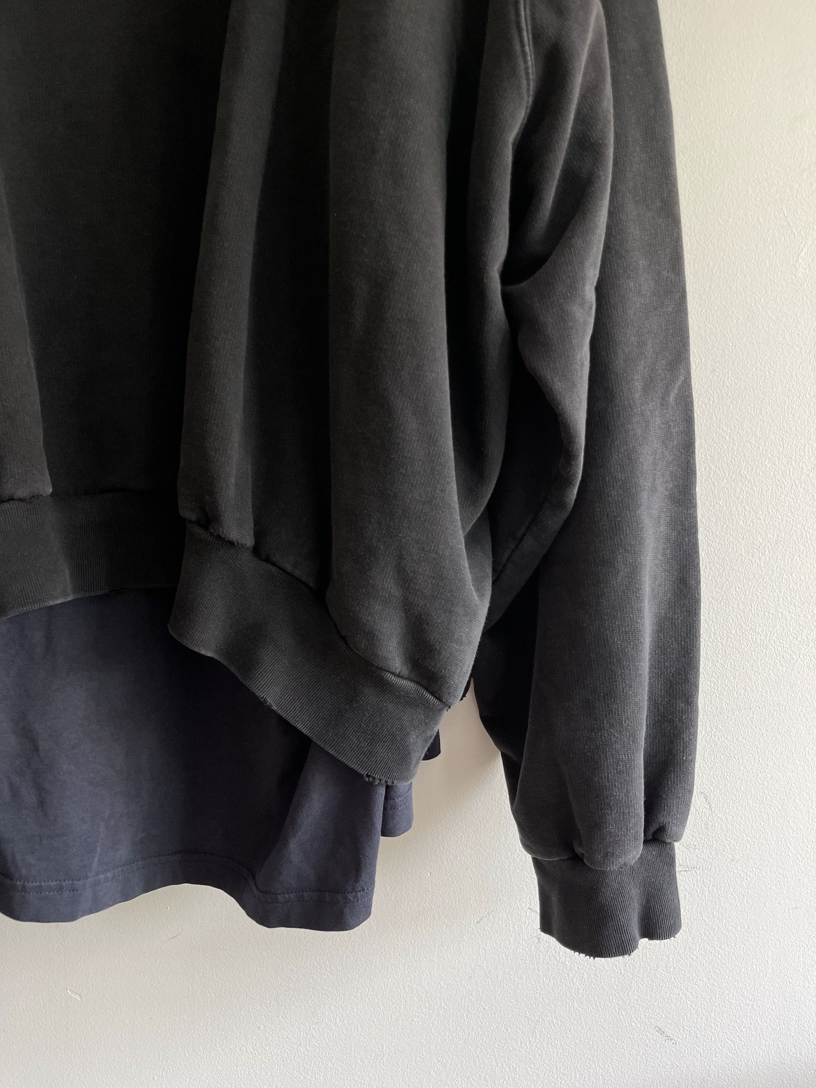 Balenciaga New Apple Be Different Layered Hoodie Rare Size (5) XXL Size US XXL / EU 58 / 5 - 10 Thumbnail