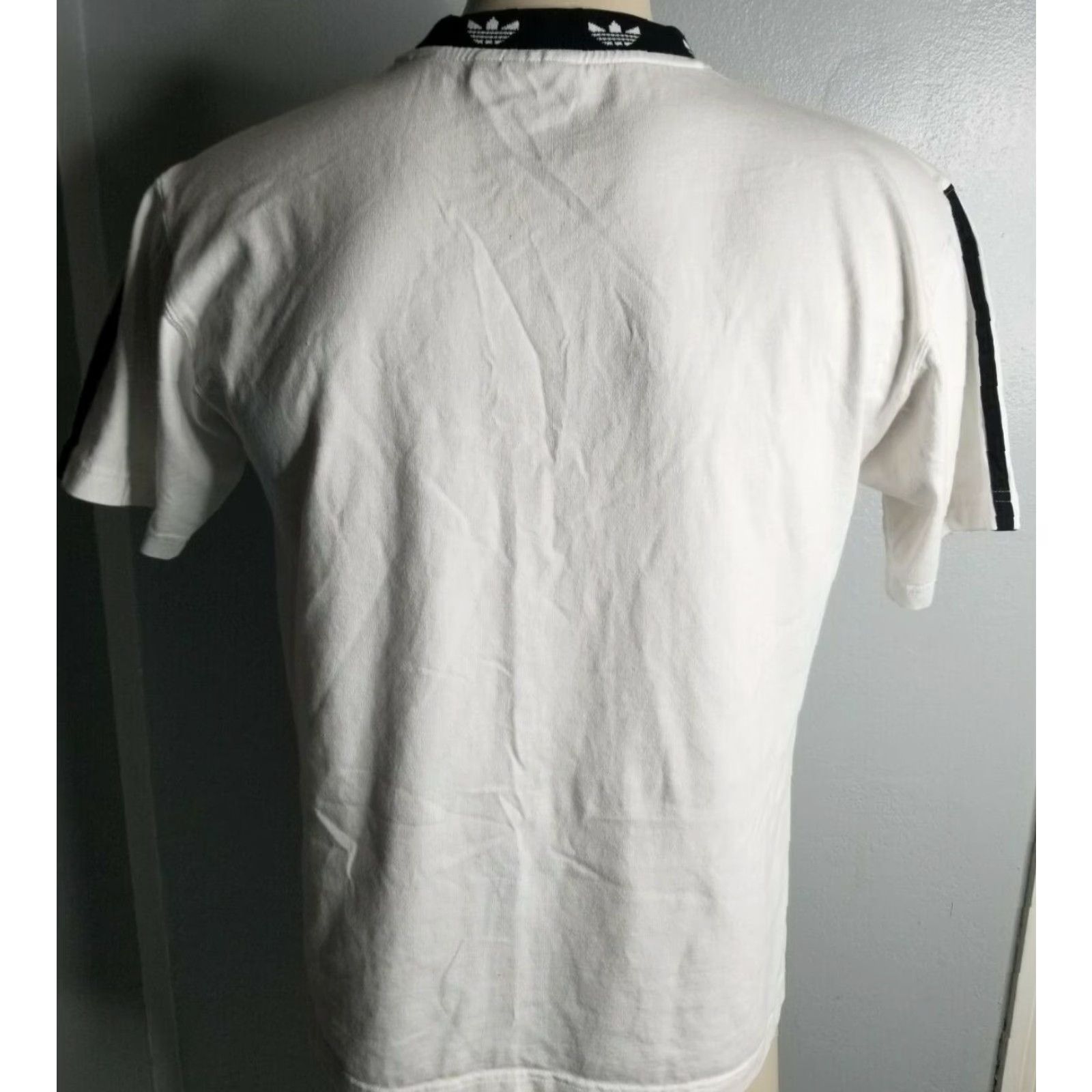 Adidas VINTAGE Adidas Originals T-Shirt Trefoil 3-Stripes Short Sleeve Mens M White Athletic Crew Neck Knit Cotton Logo 90s/Retro Size US M / EU 48-50 / 2 - 5 Thumbnail