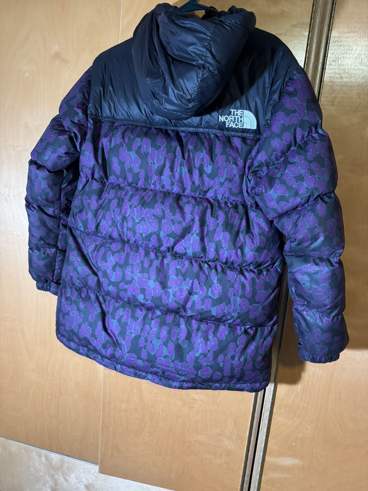 The North Face The North Face Women's 700 Jacket Purple Leopard Print Size S / US 4 / IT 40 - 5 Thumbnail
